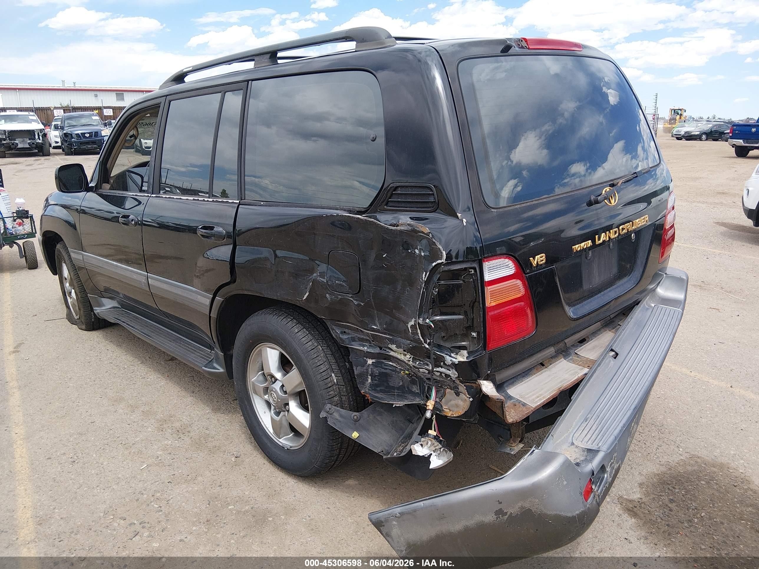 2000 Toyota Land Cruiser   Black vin: JT3HT05J7Y0099993