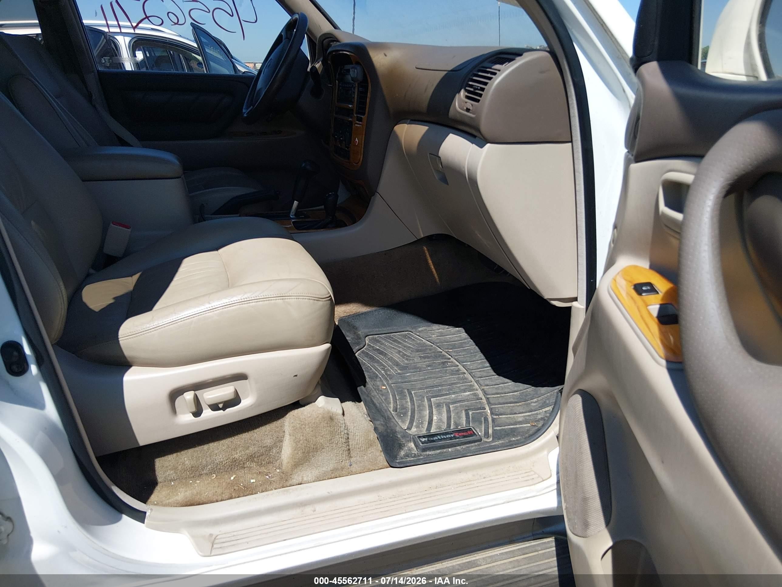 2000 Toyota Land Cruiser   Белый vin: JT3HT05J7Y0102276