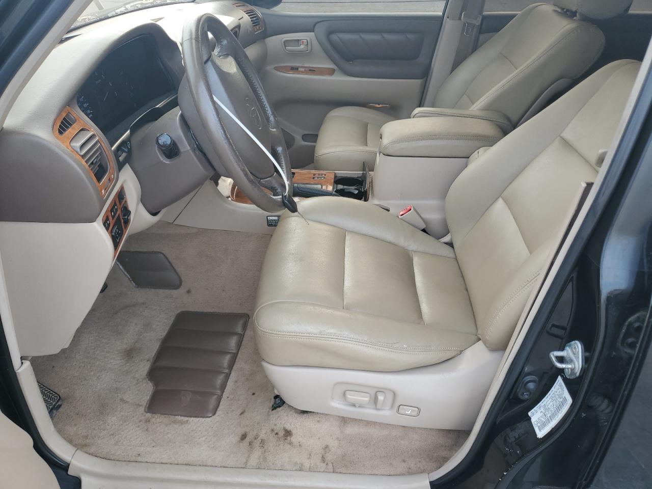 1998 Toyota Land Cruiser Black vin: JT3HT05J8W0015080
