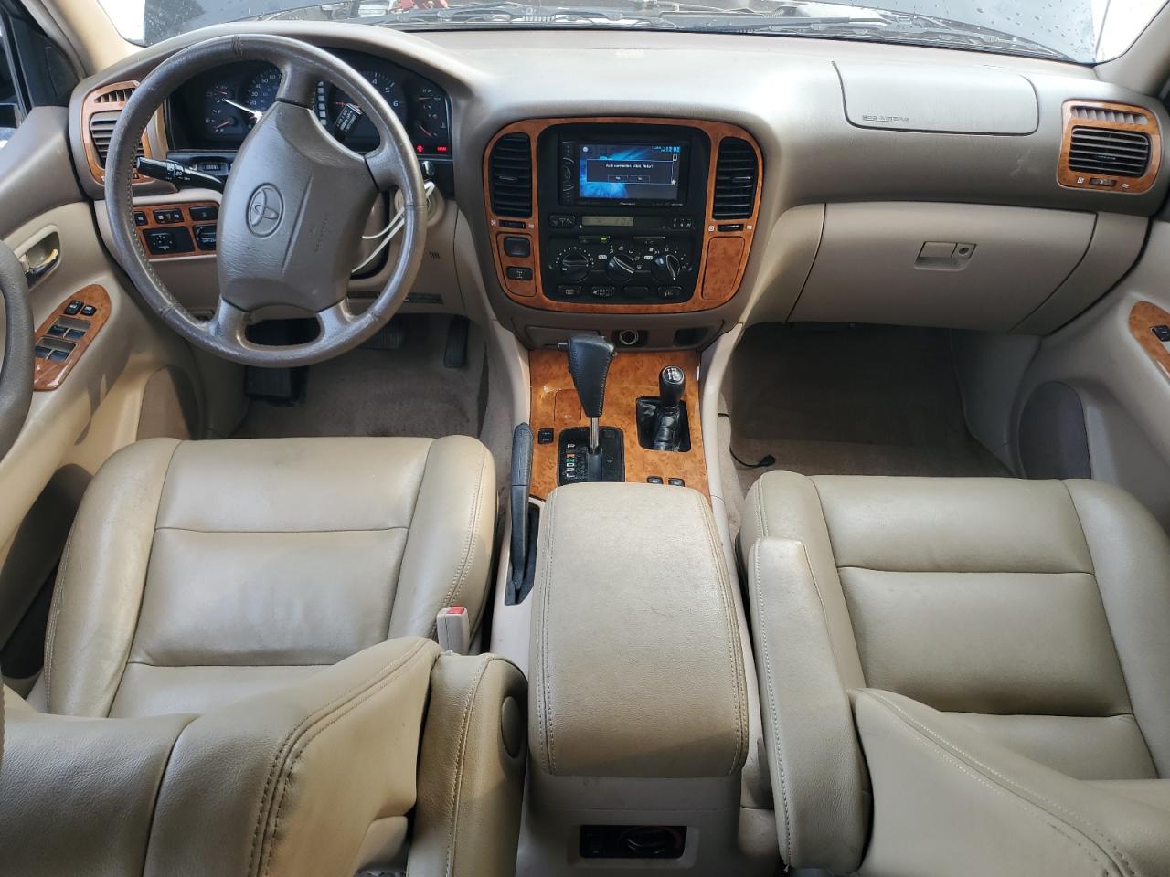 1998 Toyota Land Cruiser Black vin: JT3HT05J8W0015080