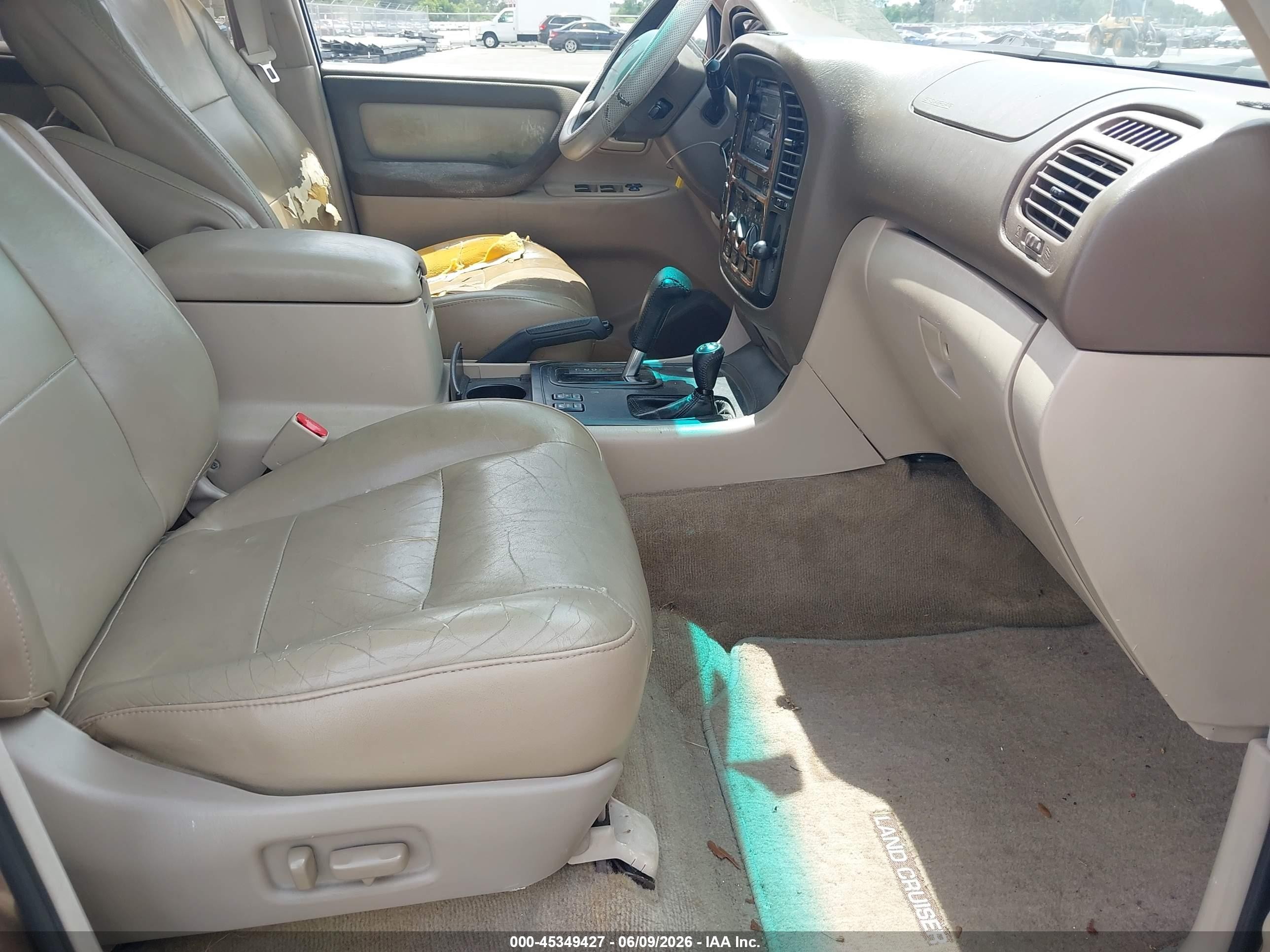 1998 Toyota Land Cruiser   Brown vin: JT3HT05J8W0016732
