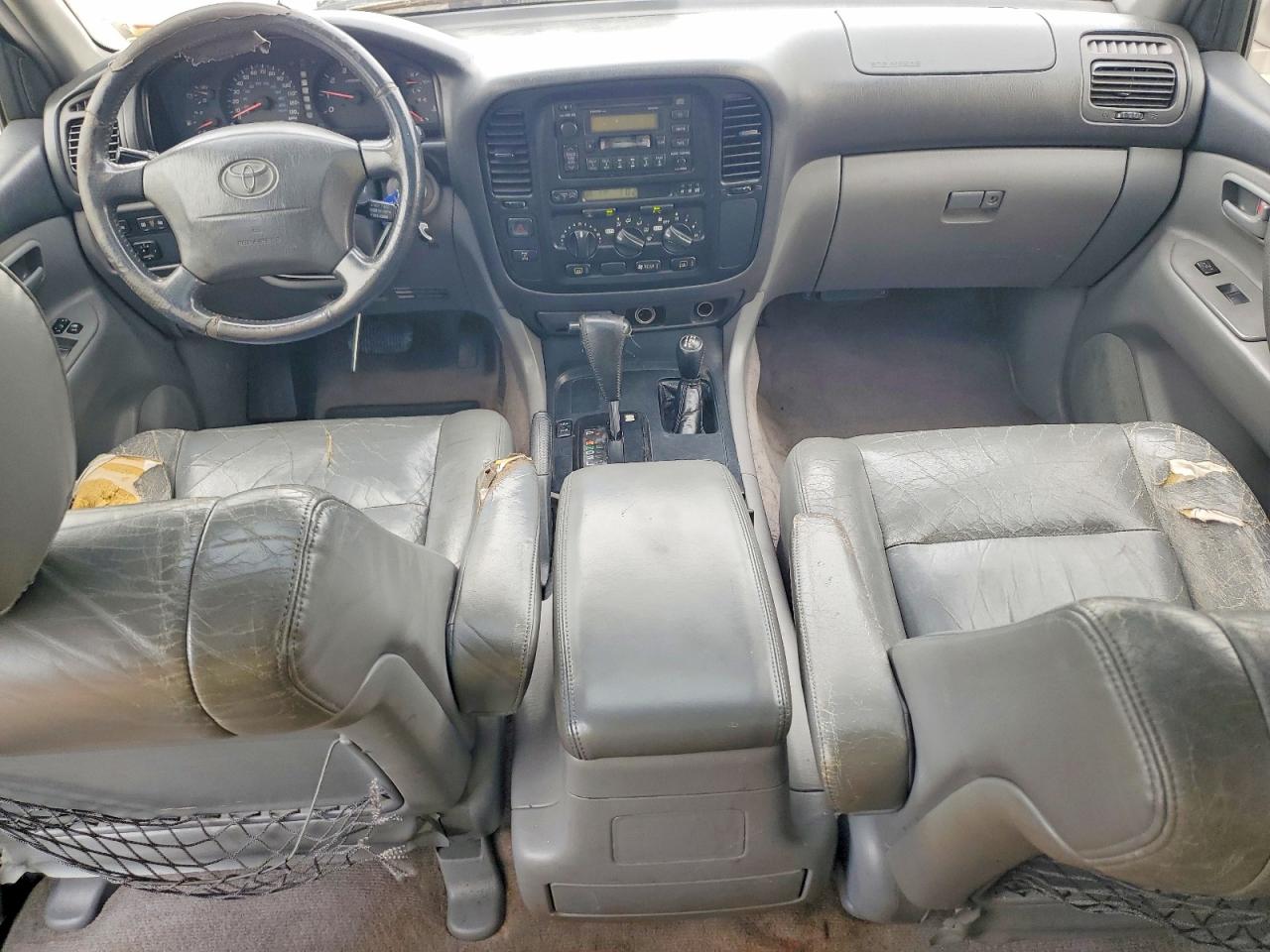1999 Toyota Land Cruiser White vin: JT3HT05J8X0035654