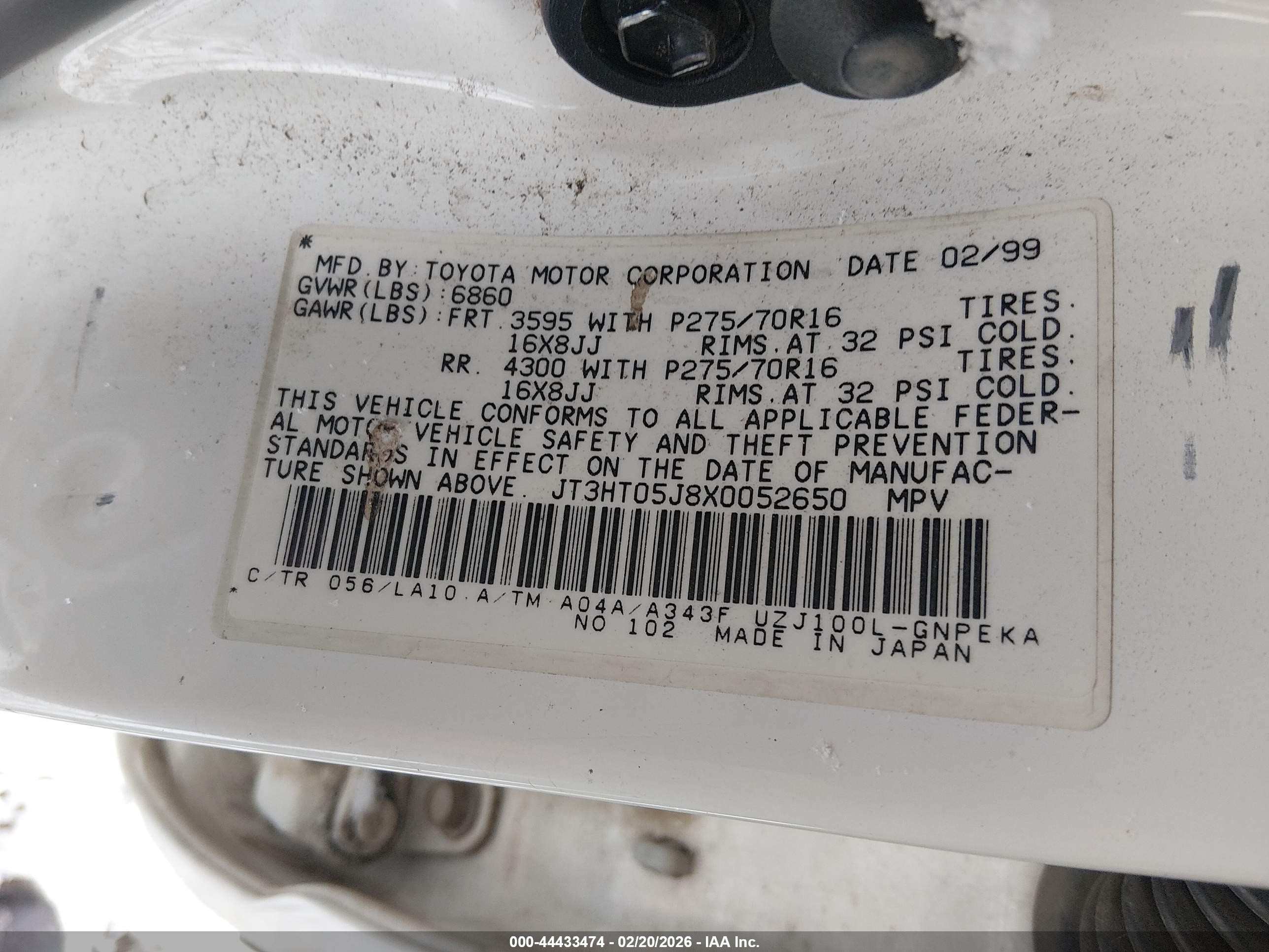 1999 Toyota Land Cruiser   White vin: JT3HT05J8X0052650
