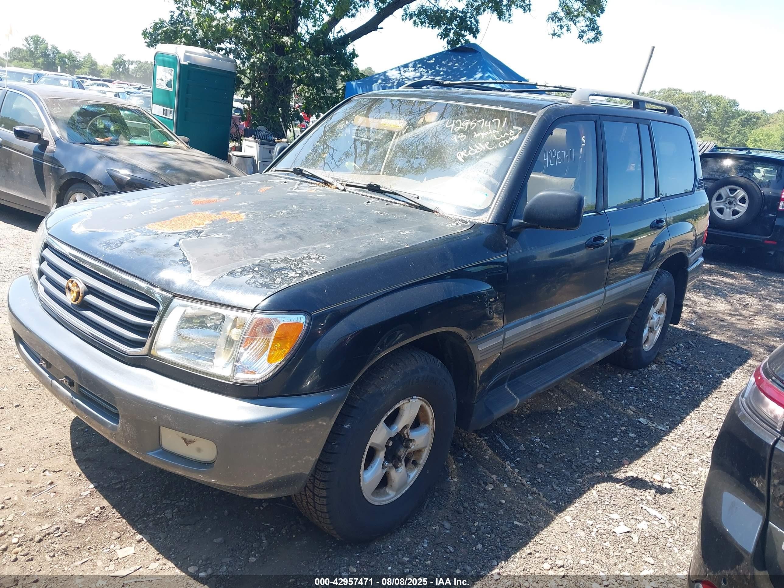 1998 Toyota Land Cruiser   Black vin: JT3HT05J9W0014035