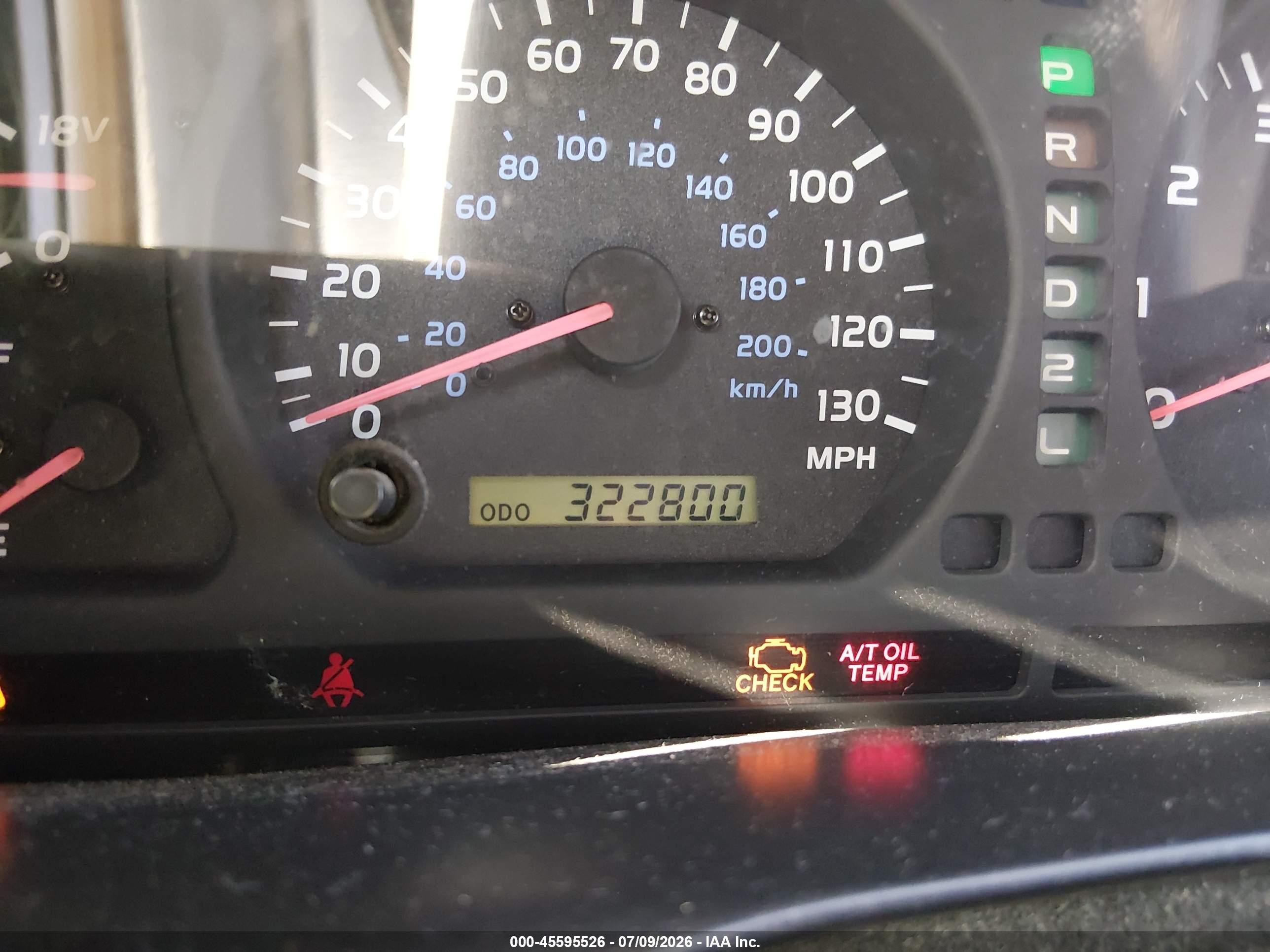 1999 Toyota Land Cruiser   Silver vin: JT3HT05J9X0062880
