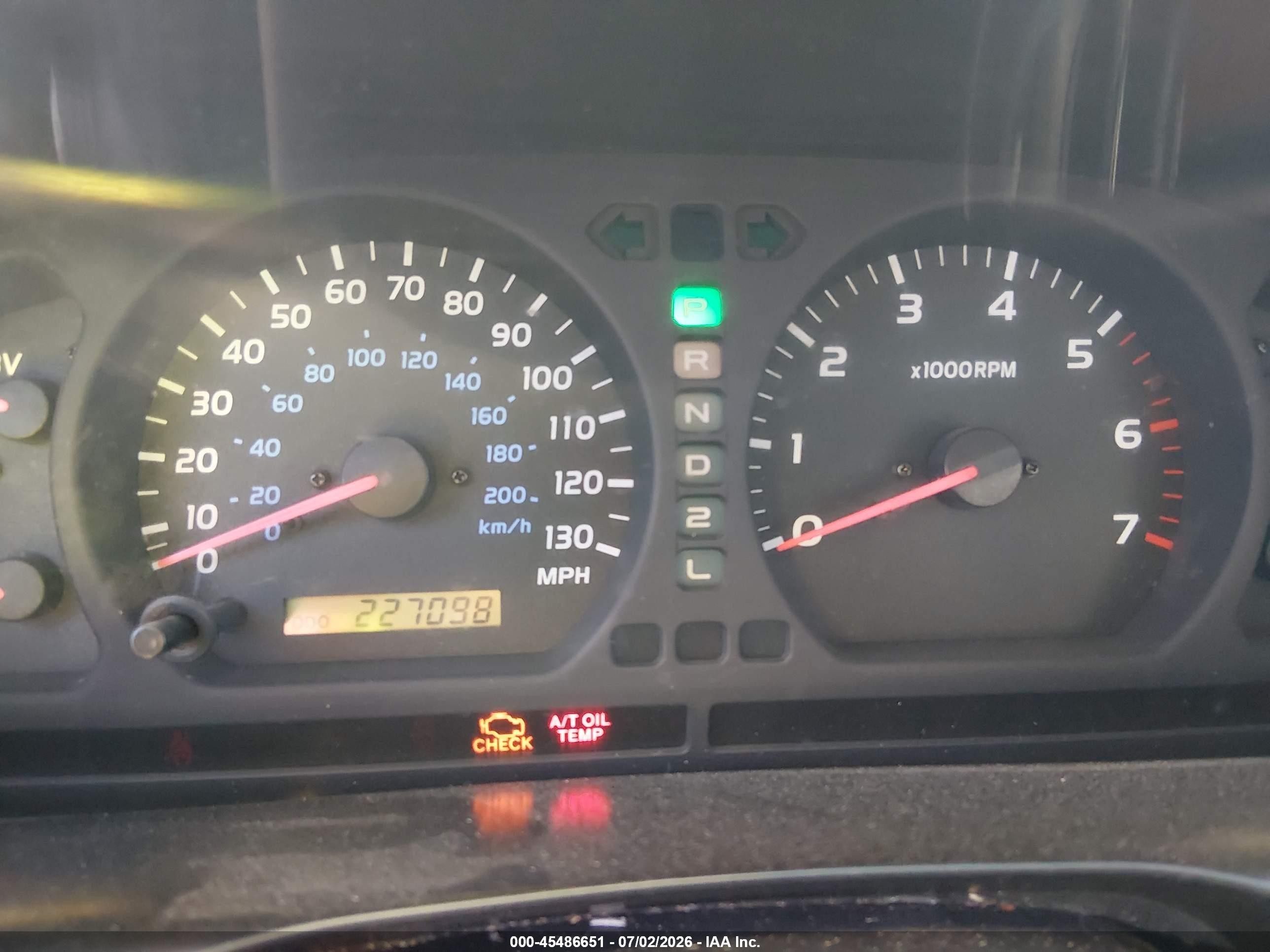 1999 Toyota Land Cruiser   White vin: JT3HT05JXX0044100