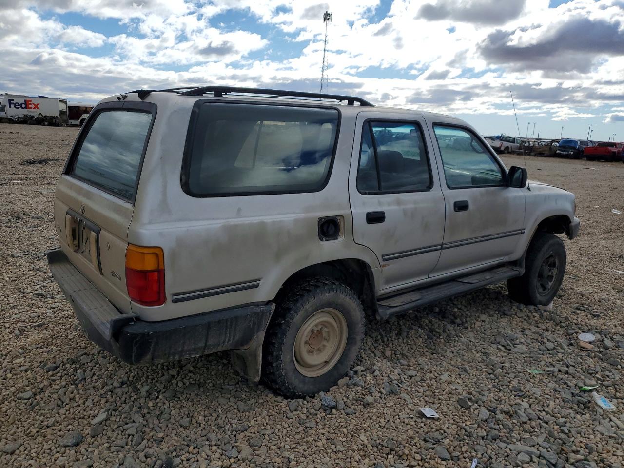 1992 Toyota 4runner Rn37 Серый vin: JT3RN37W0N6000075