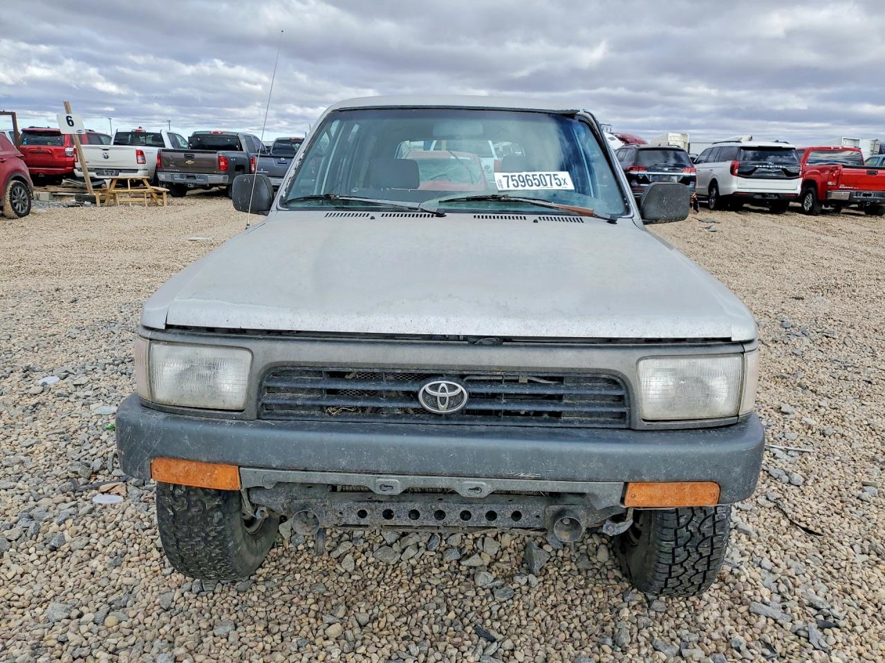 1992 Toyota 4runner Rn37 Серый vin: JT3RN37W0N6000075