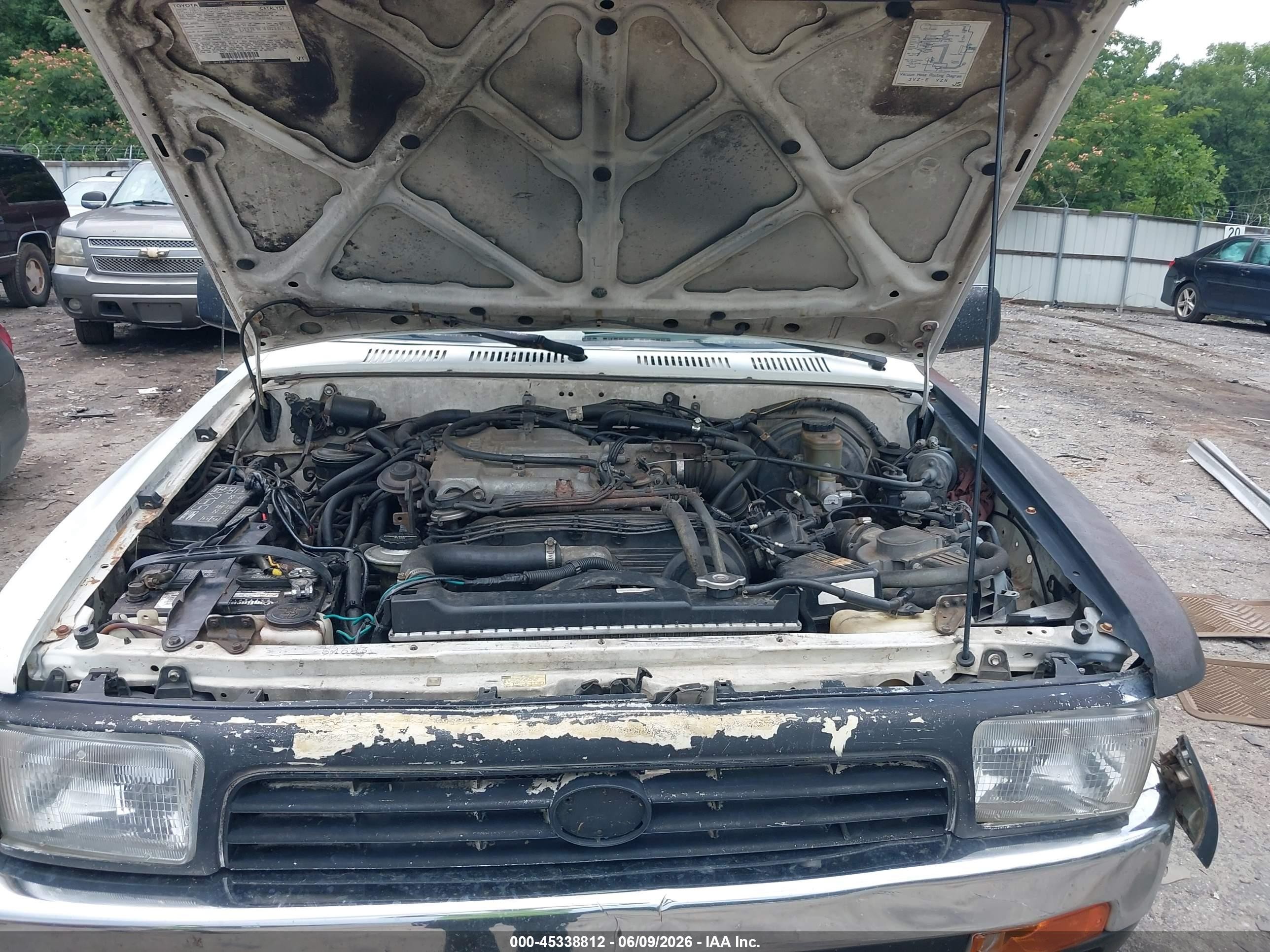 1990 Toyota 4runner Rn37 Белый vin: JT3RN37W7L0005113