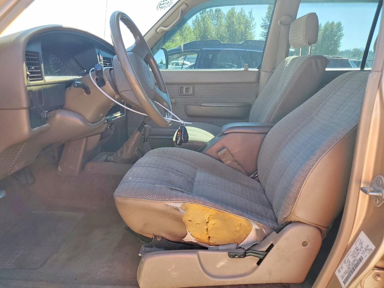 1995 Toyota 4runner Sr5 Tan vin: JT3RN37W7S0015803