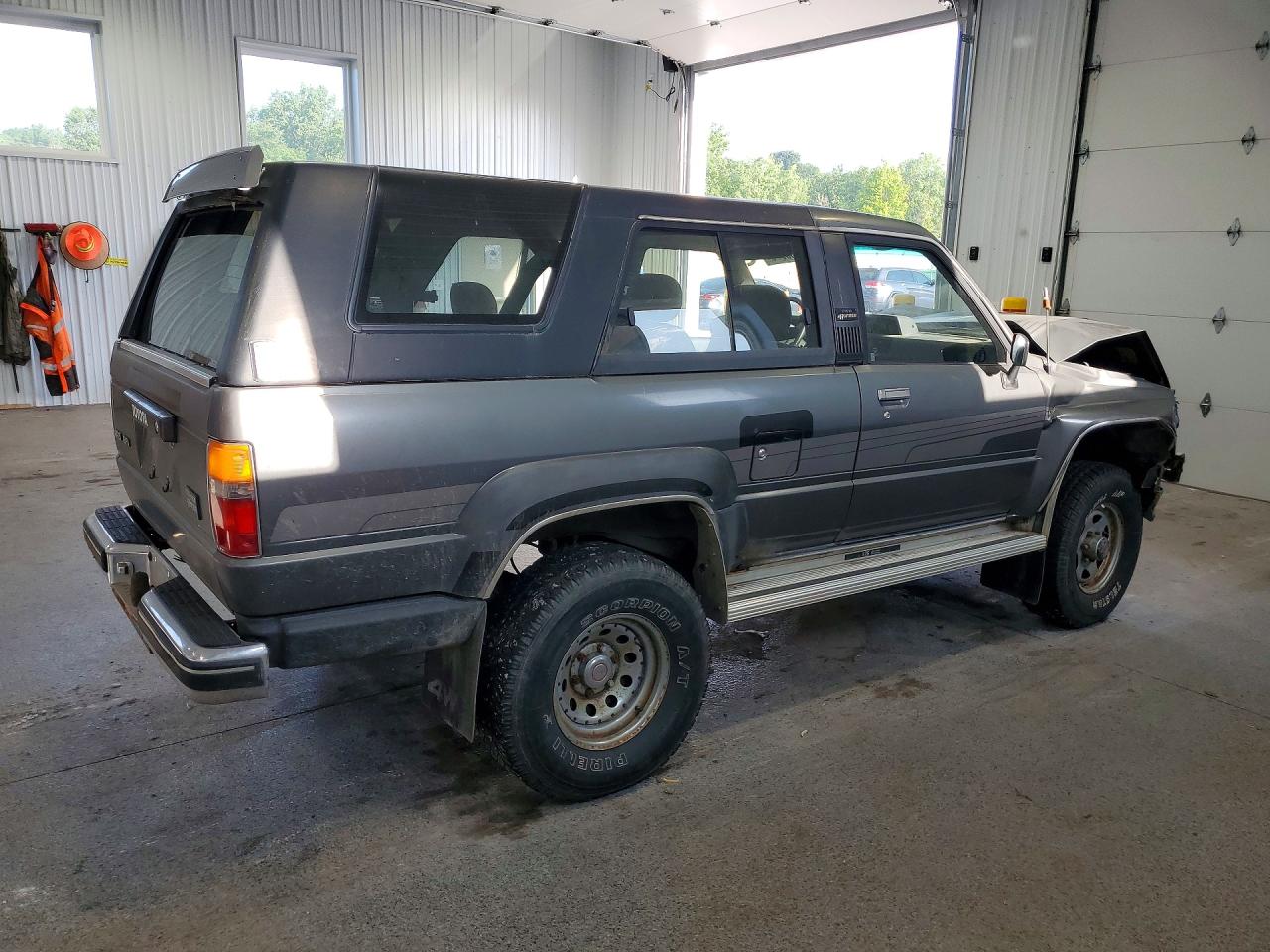 1986 Toyota 4runner Sr5 Gray vin: JT3RN64W2G0052500