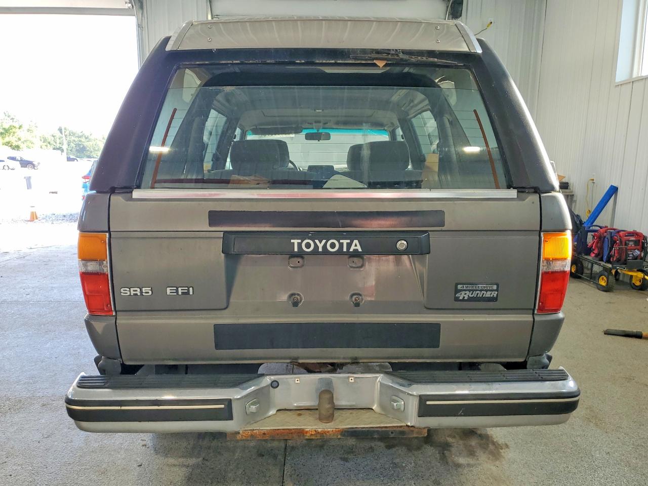 1986 Toyota 4runner Sr5 Gray vin: JT3RN64W2G0052500