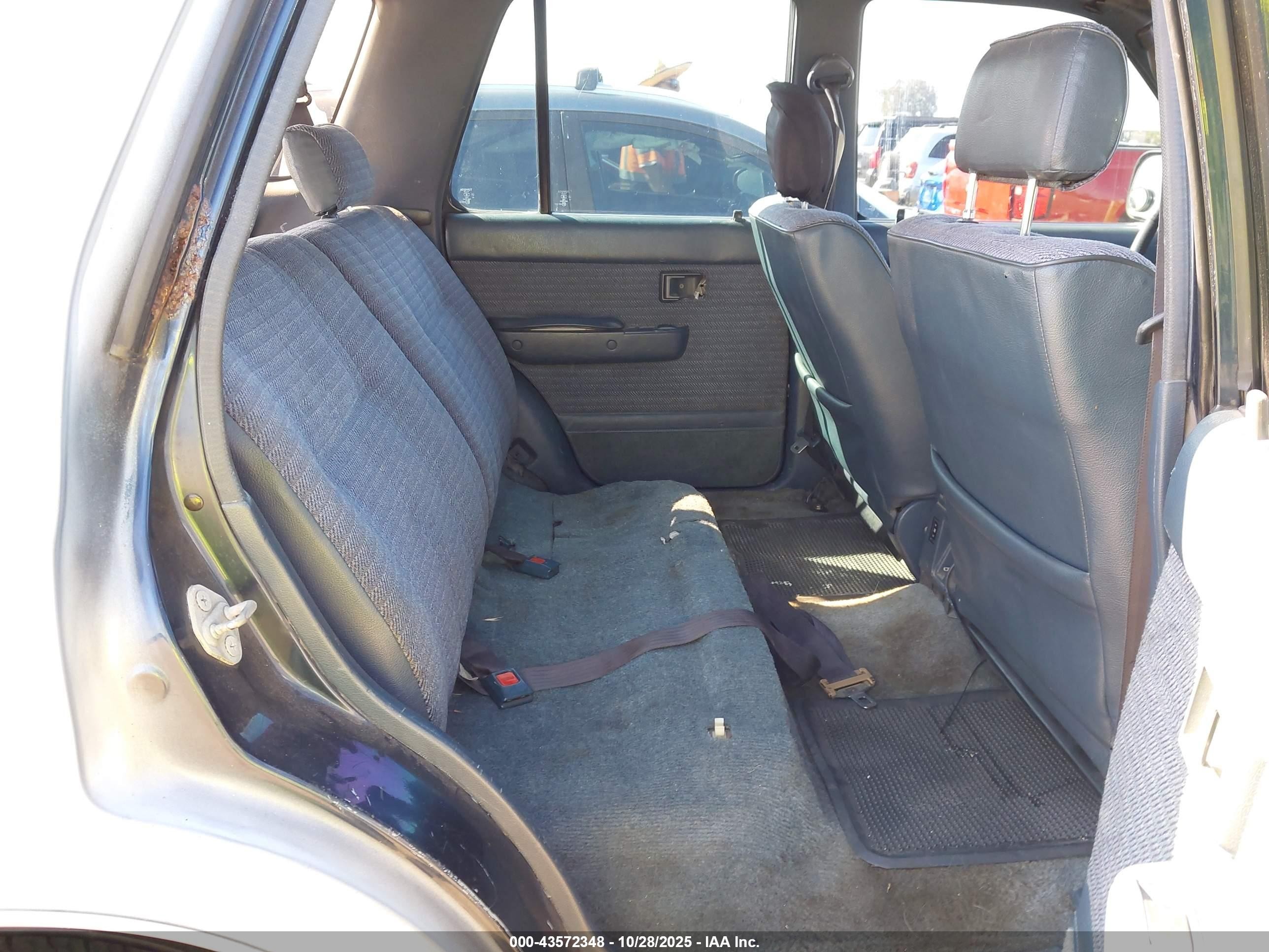 1995 Toyota 4runner Vn29 Sr5 Серый vin: JT3VN29V3S0068303