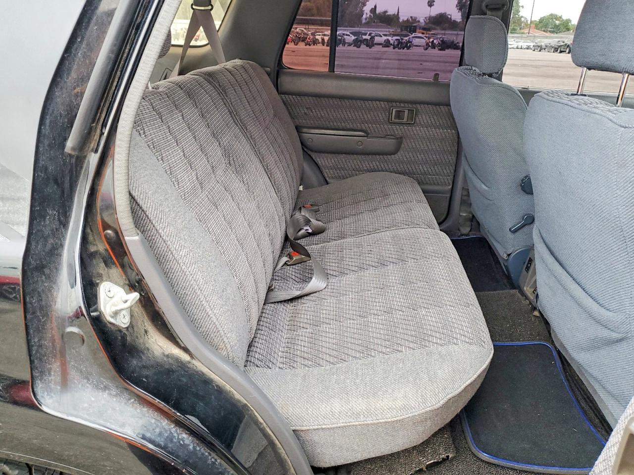 1993 Toyota 4runner Sr5 V6 Black vin: JT3VN29VXP0013757