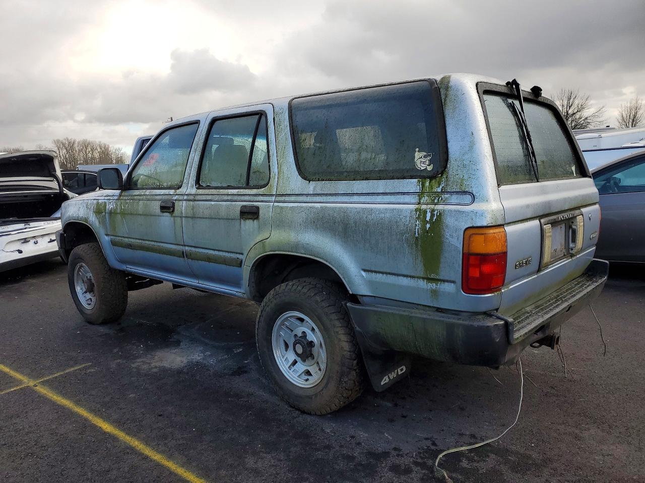 1990 Toyota 4runner Sr5 V6 Blue vin: JT3VN39W2L8005131
