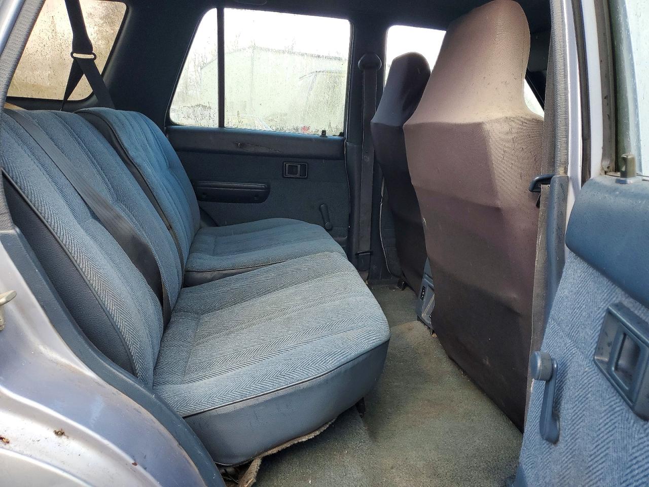 1990 Toyota 4runner Sr5 V6 Blue vin: JT3VN39W2L8005131