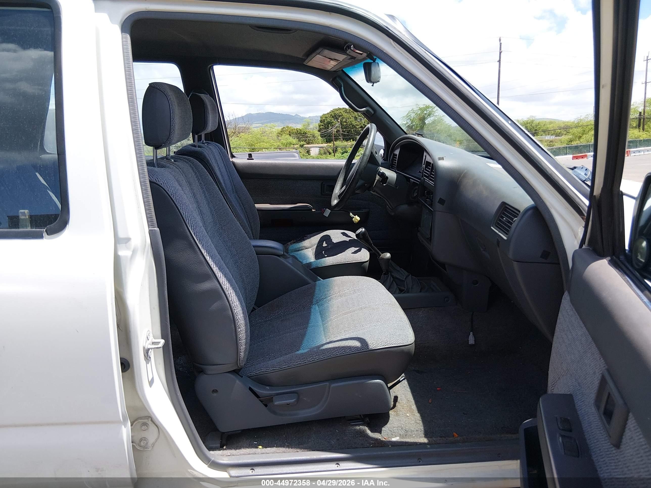 1993 Toyota 4runner Vn39 Sr5 White vin: JT3VN39W2P0127380
