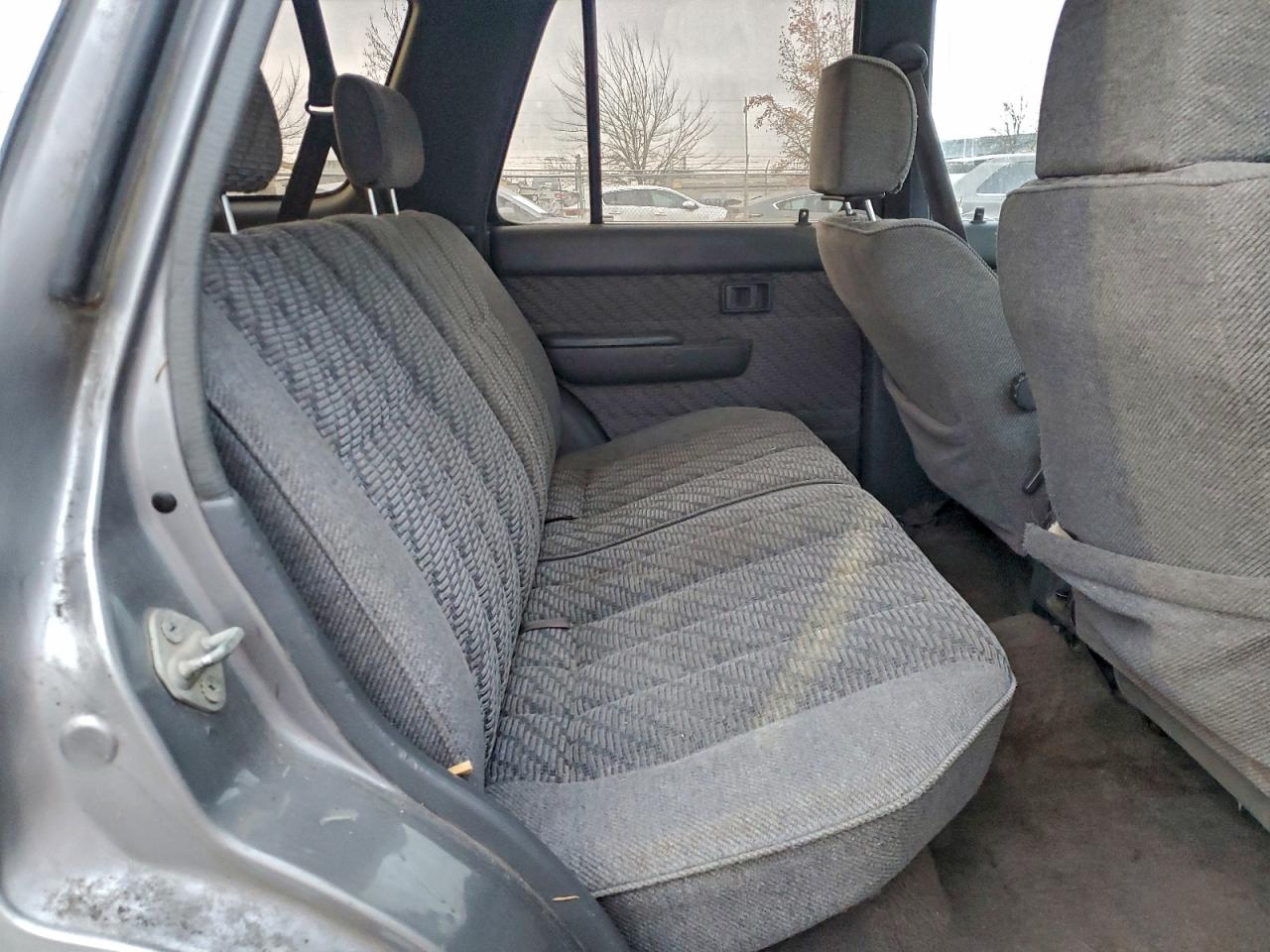 1994 Toyota 4runner Vn39 Sr5 Серый vin: JT3VN39W3R0164781