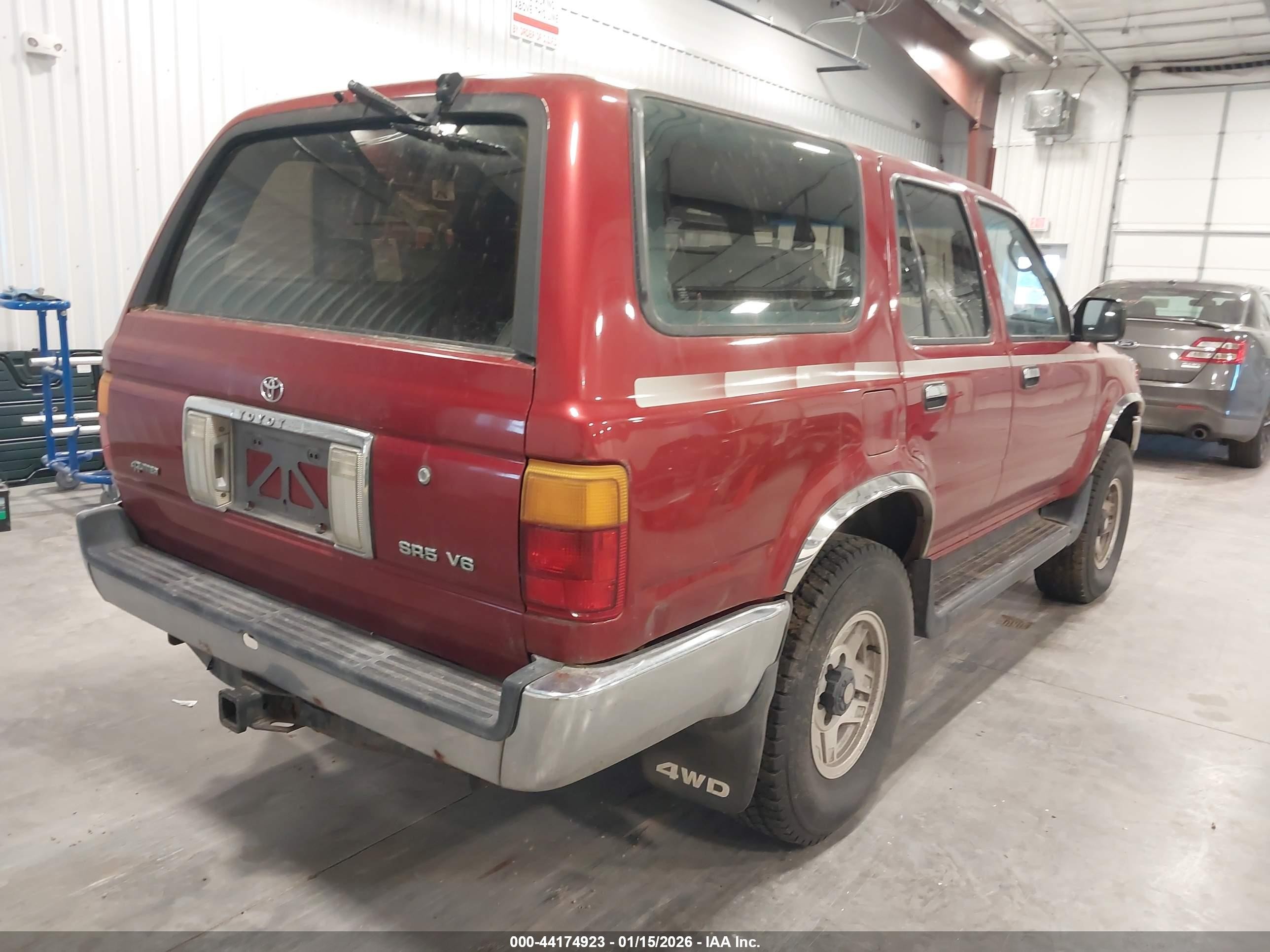 1992 Toyota 4runner Vn39 Sr5 Красный vin: JT3VN39W6N8042475