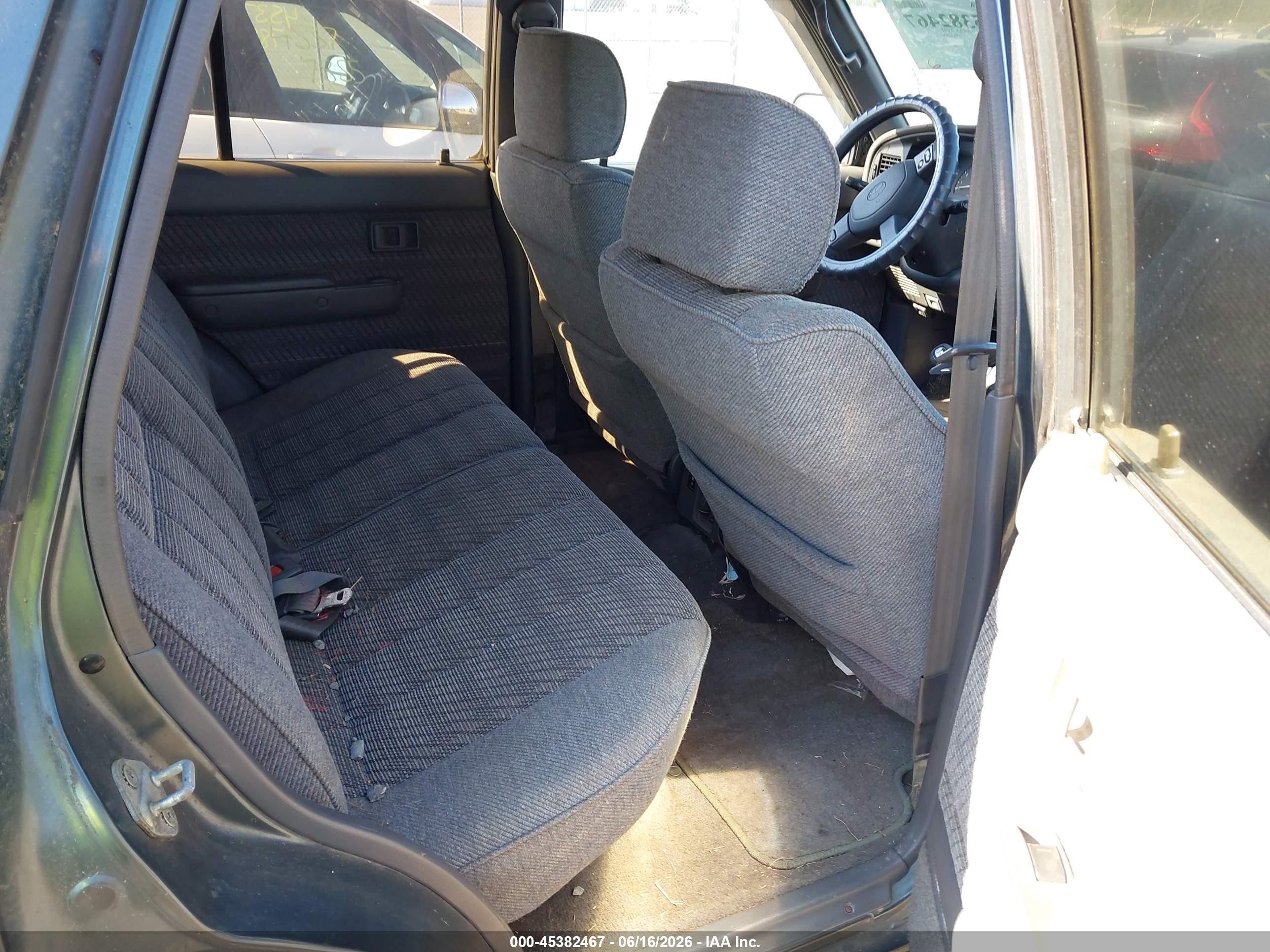 1993 Toyota 4runner Vn39 Sr5 Gray vin: JT3VN39W6P0125972