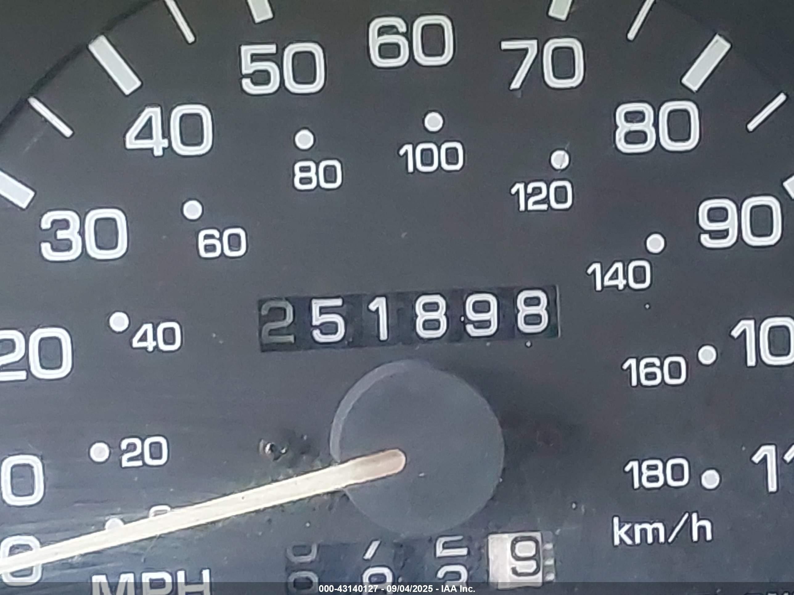 1992 Toyota 4runner Vn39 Sr5 Красный vin: JT3VN39W8N0081907