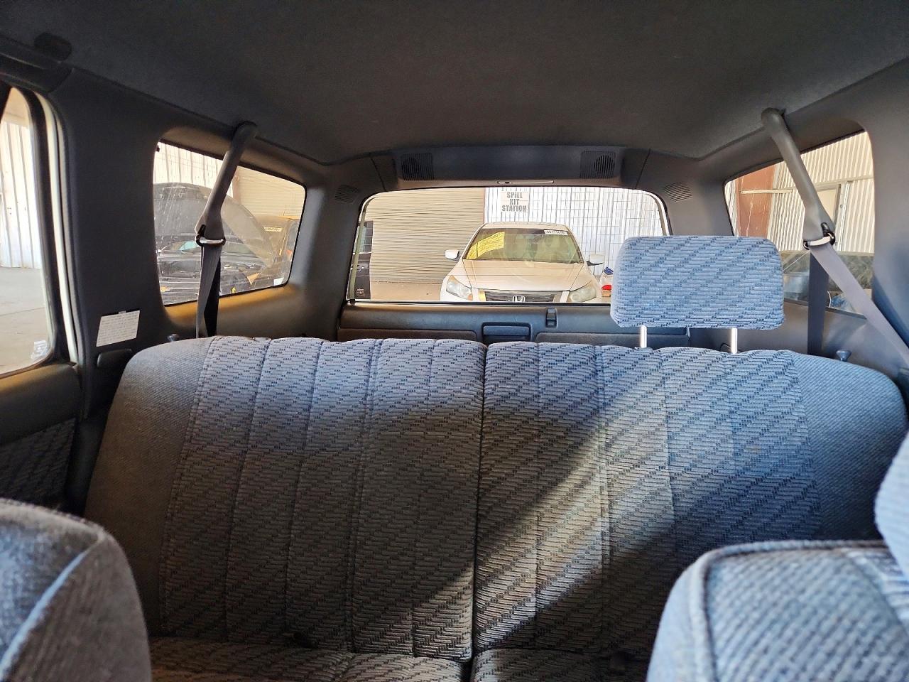 1995 Toyota 4runner Sr5 V6 White vin: JT3VN39W8S0172378