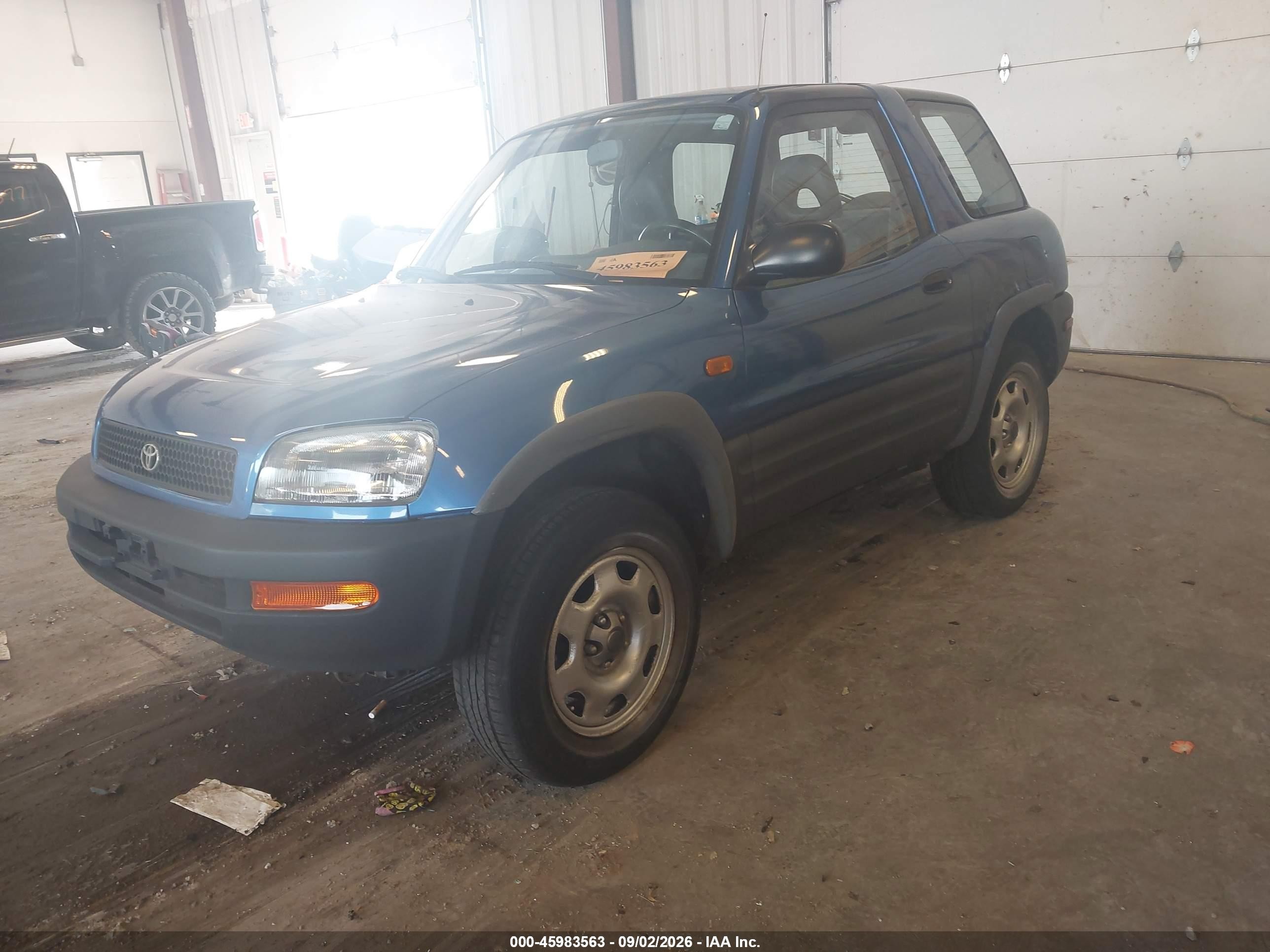 1997 Toyota Rav4   Blue vin: JT3XP10VXV0005682