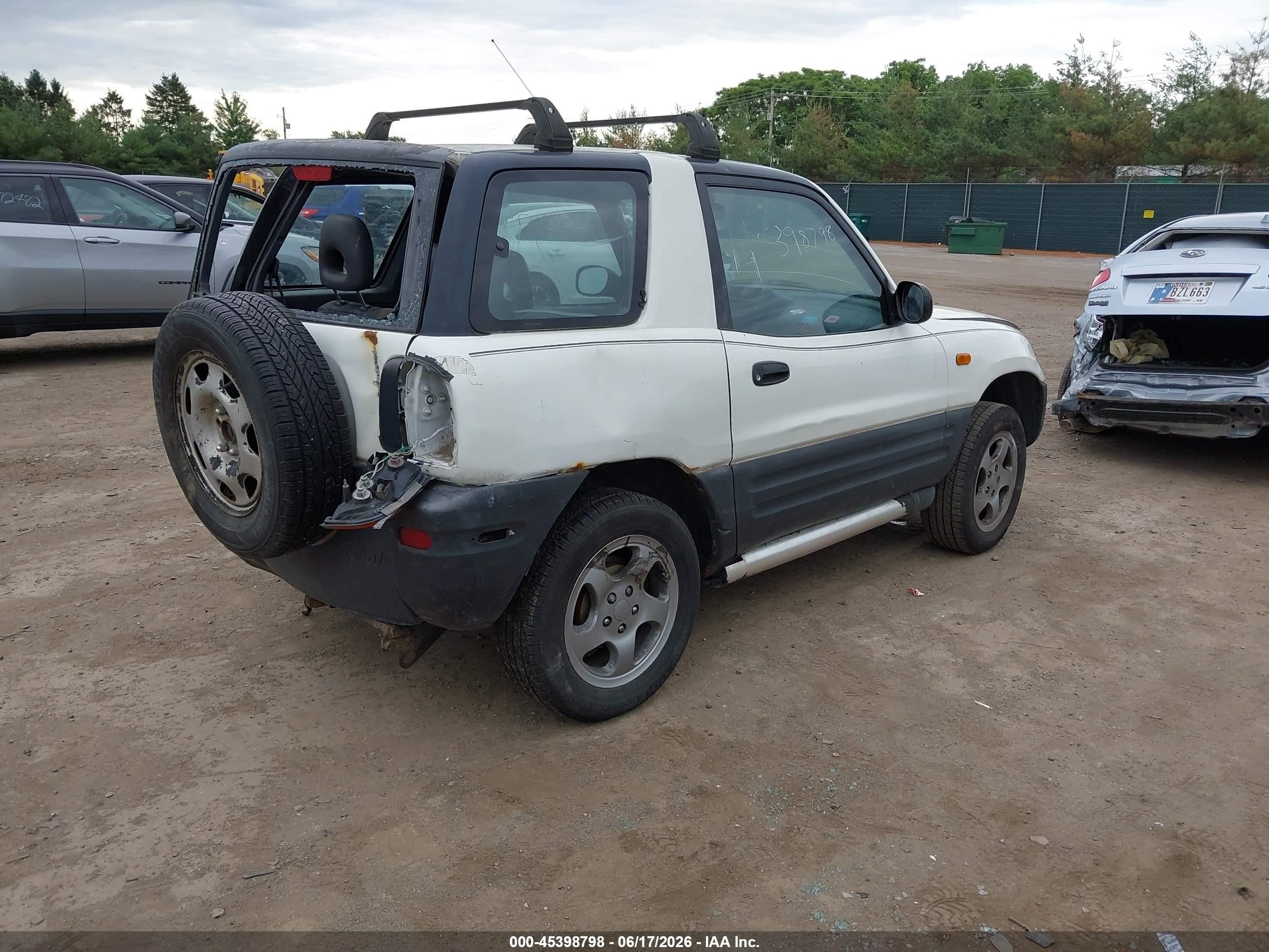 1997 Toyota Rav4   White vin: JT3XP10VXV0005830