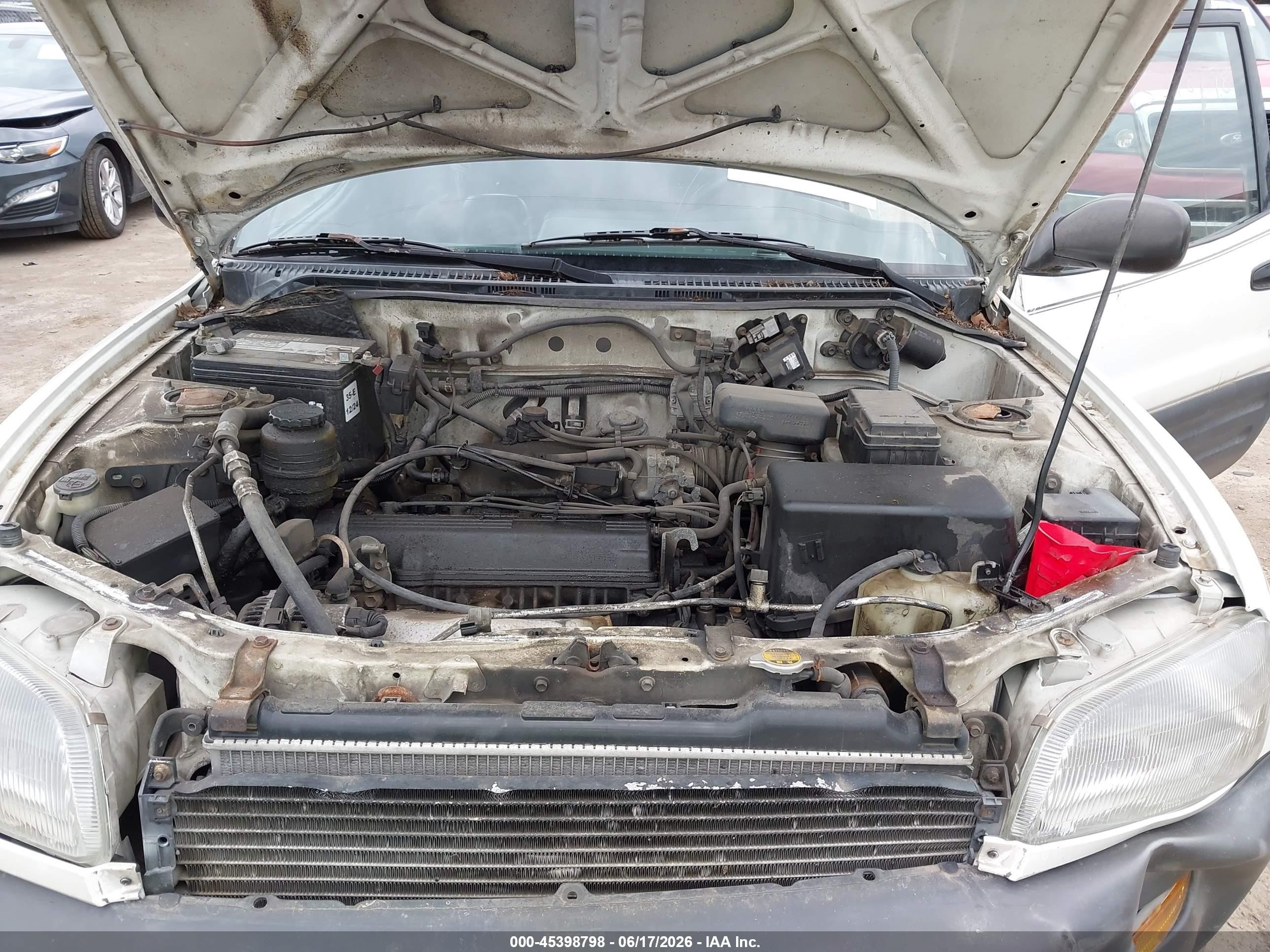 1997 Toyota Rav4   White vin: JT3XP10VXV0005830