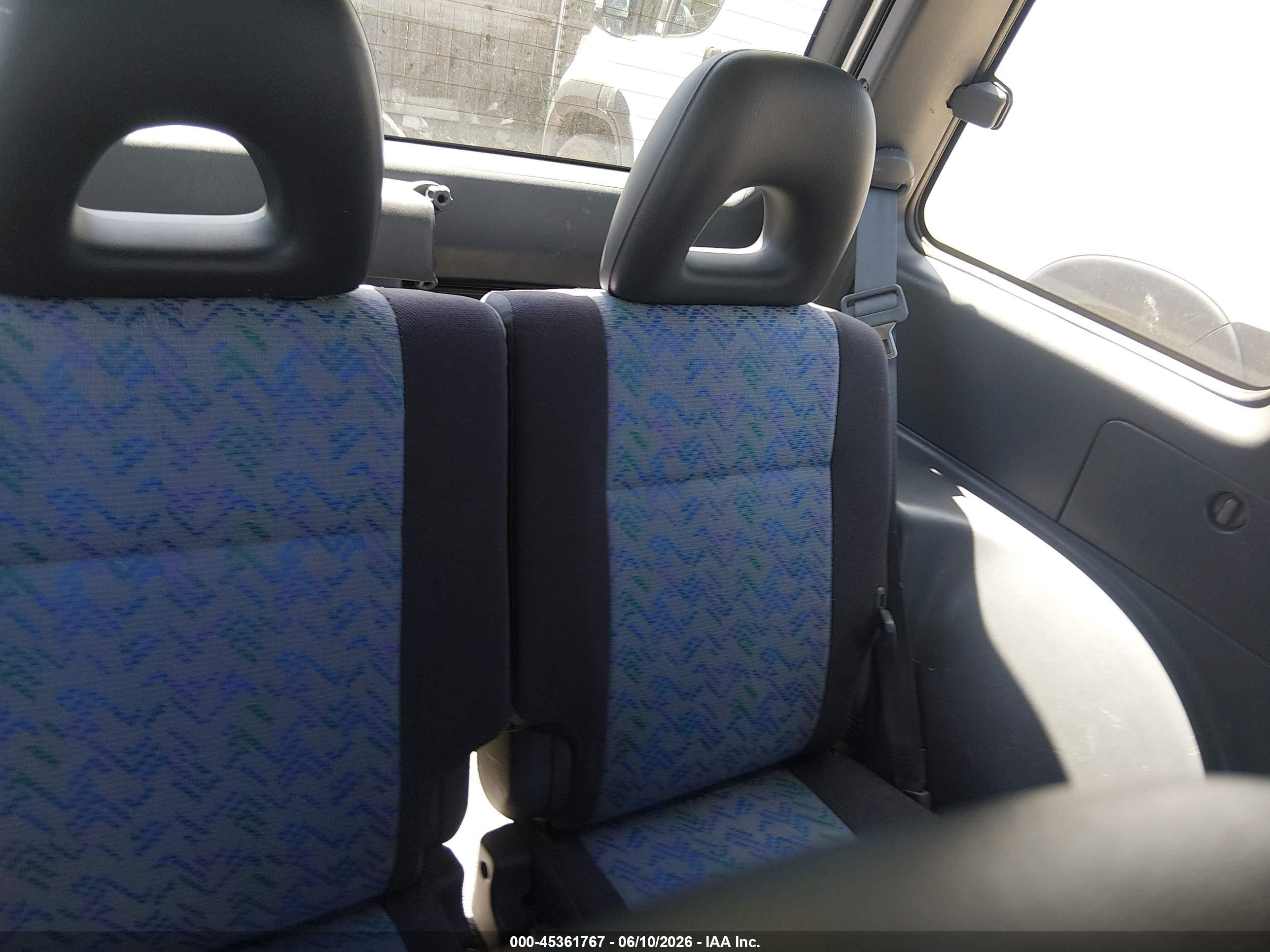 1996 Toyota Rav4   Silver vin: JT3YP10V0T0115576
