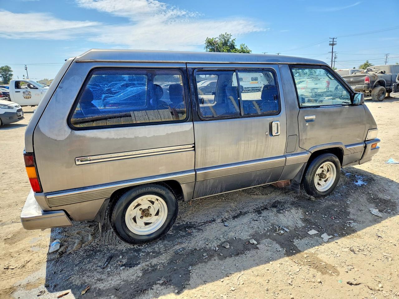 1989 Toyota Van Le Gray vin: JT3YR26W8K5050185