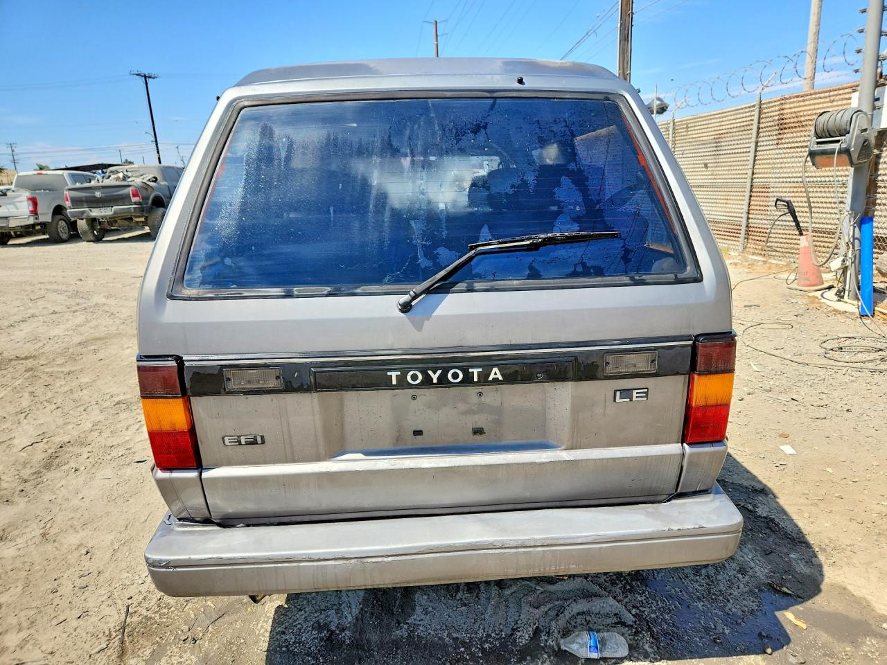 1989 Toyota Van Le Gray vin: JT3YR26W8K5050185