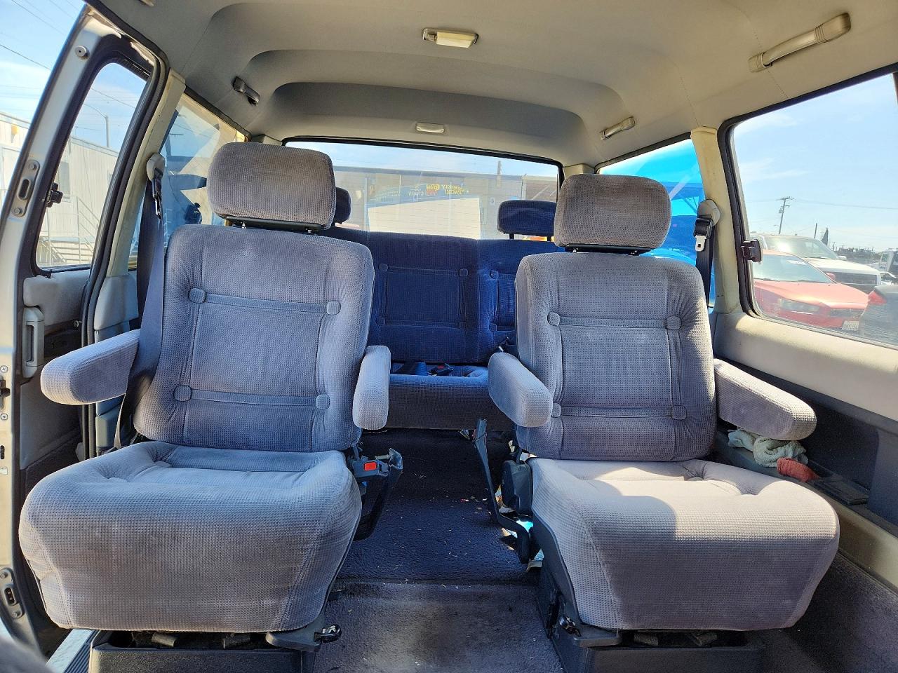 1989 Toyota Van Le Gray vin: JT3YR26W8K5050185