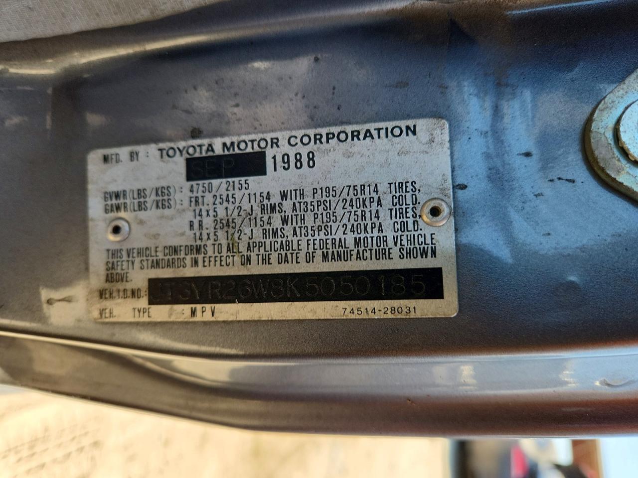 1989 Toyota Van Le Gray vin: JT3YR26W8K5050185