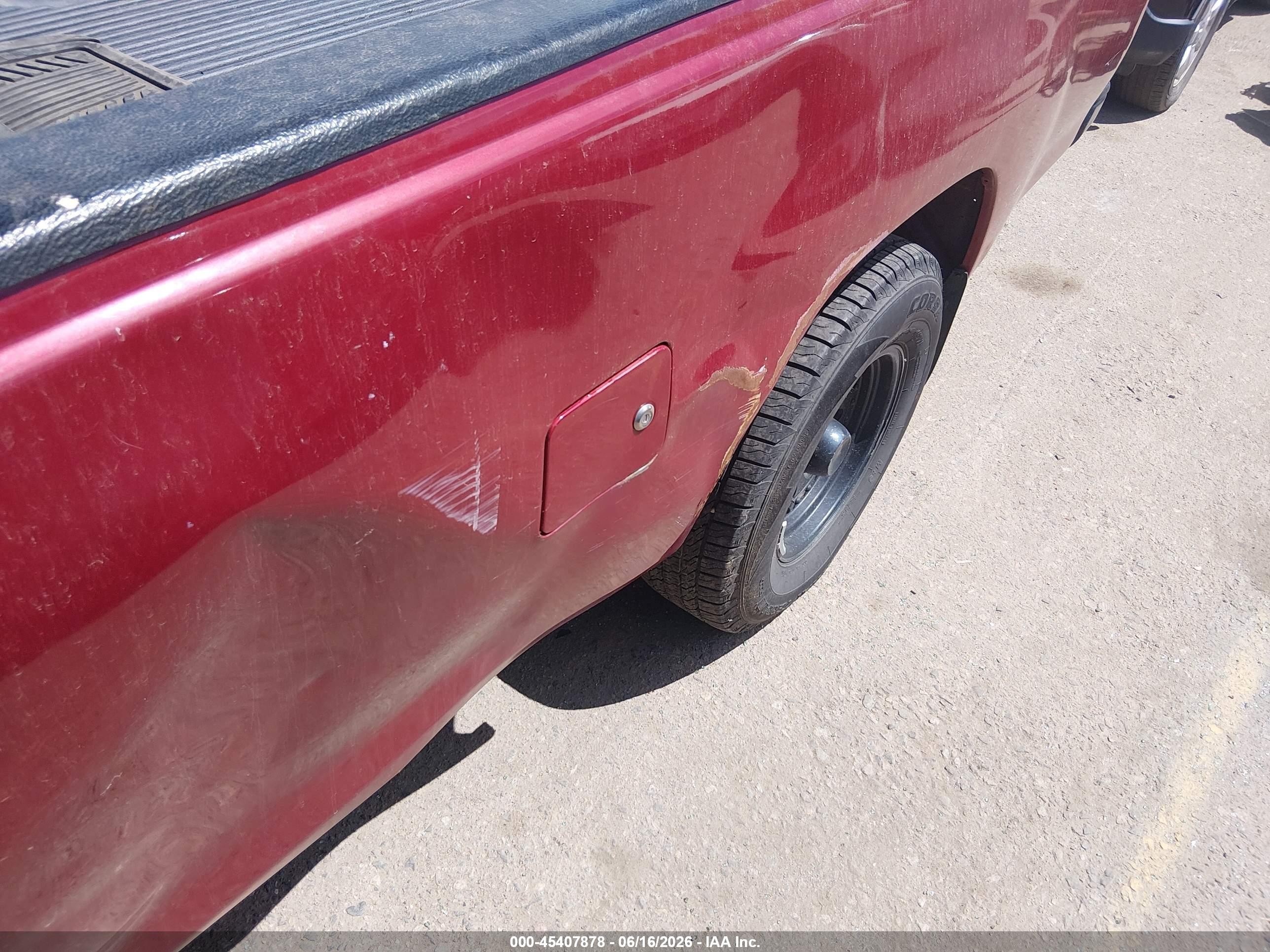 1996 Toyota T100 Red vin: JT4JM11D5T0010236