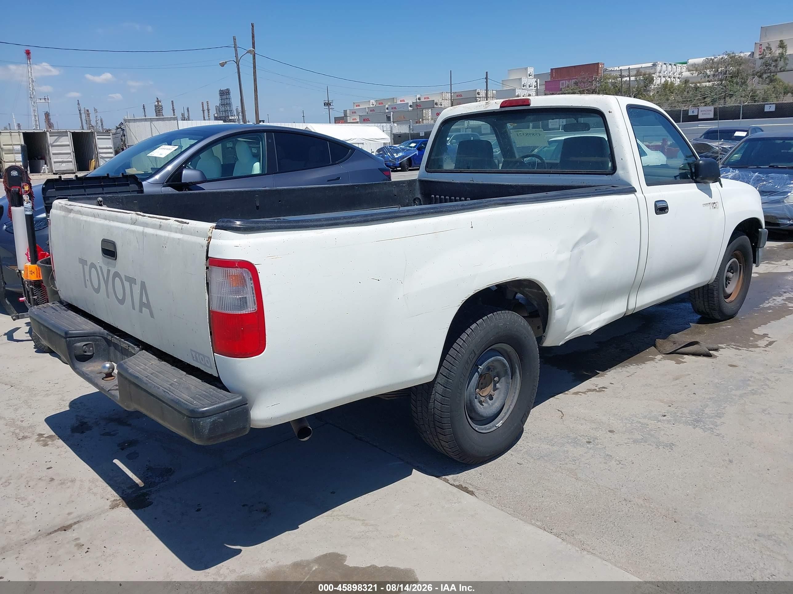 1996 Toyota T100   White vin: JT4JM11D7T0016426