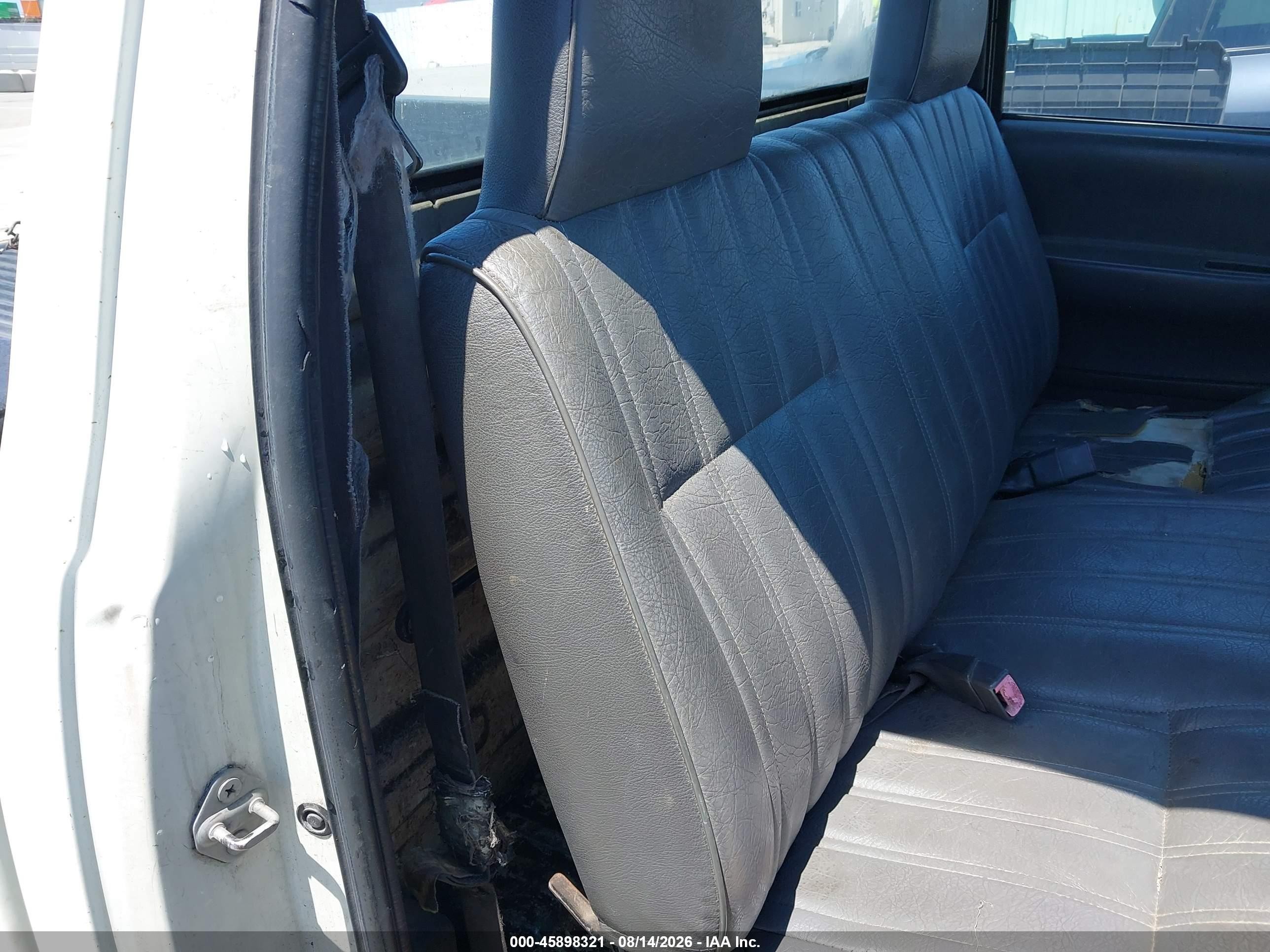 1996 Toyota T100   White vin: JT4JM11D7T0016426