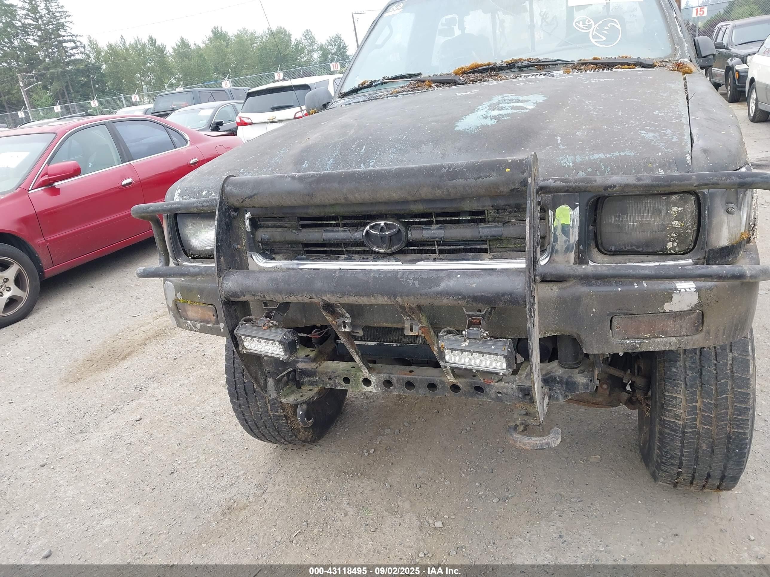 1992 Toyota Pickup 1/2 Ton Sht Wheelbase Dlx Black vin: JT4RN01P2N0028927