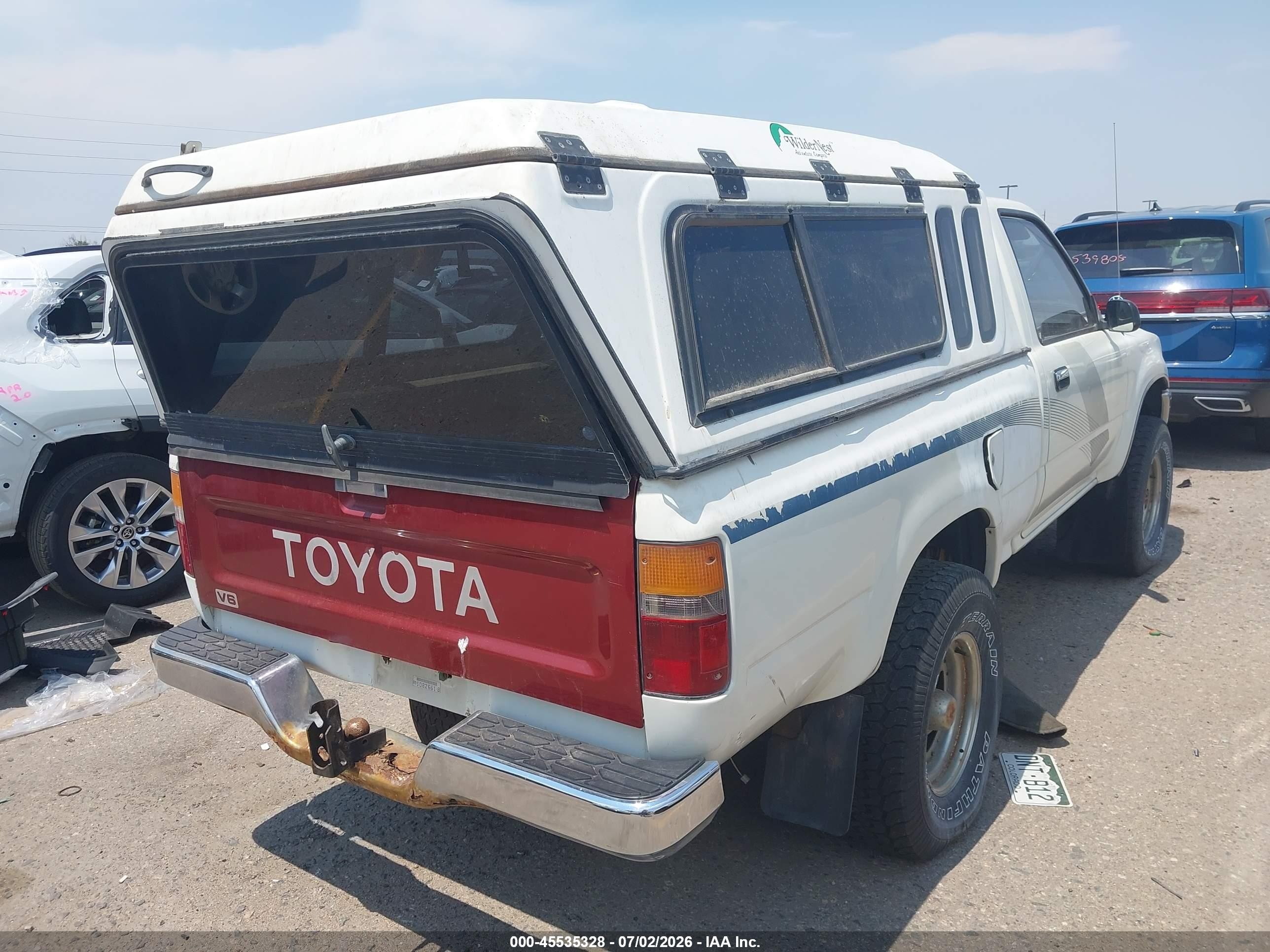 1989 Toyota Pickup 1/2 Ton Sht Wheelbase Dlx White vin: JT4RN01P4K4013334