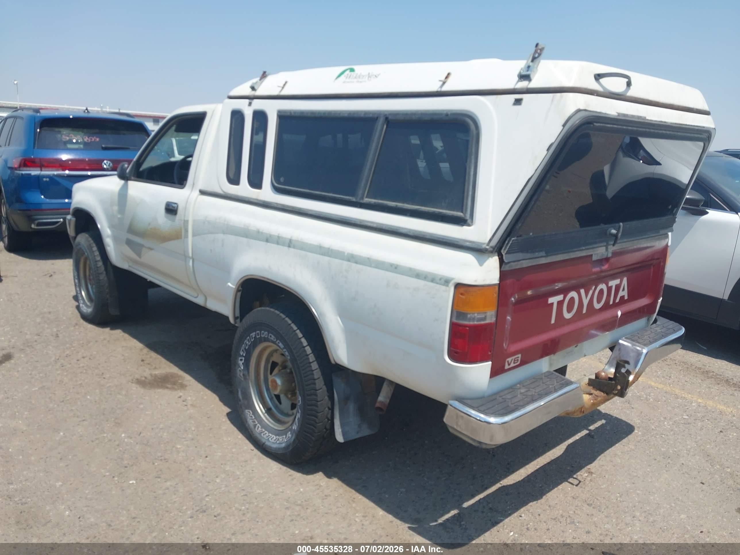 1989 Toyota Pickup 1/2 Ton Sht Wheelbase Dlx White vin: JT4RN01P4K4013334