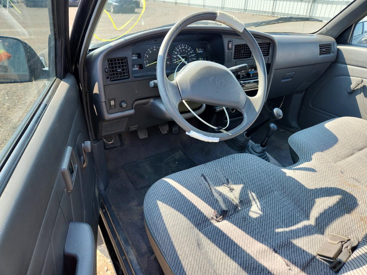 1994 Toyota Pickup Dx Black vin: JT4RN01P6R7066934