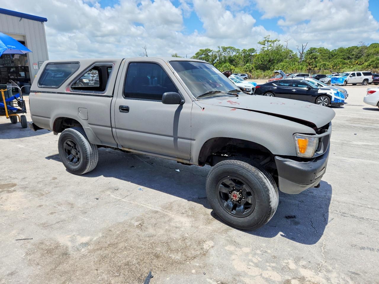 1990 Toyota Pickup Deluxe Gray vin: JT4RN01P7L7033125