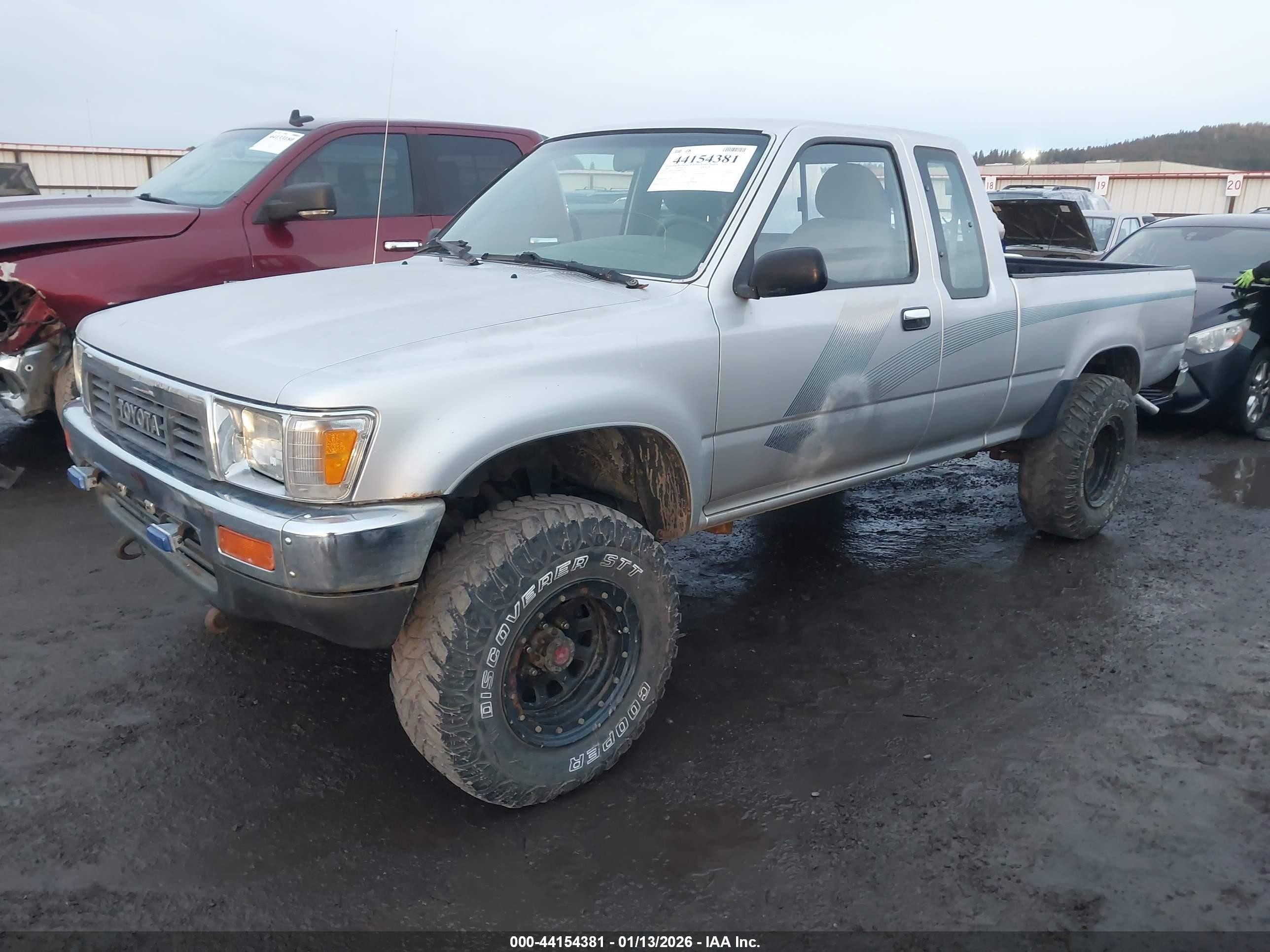 1989 Toyota Pickup 1/2 Ton Ex Lng Whlbse Dlx Silver vin: JT4RN13P2K6008740