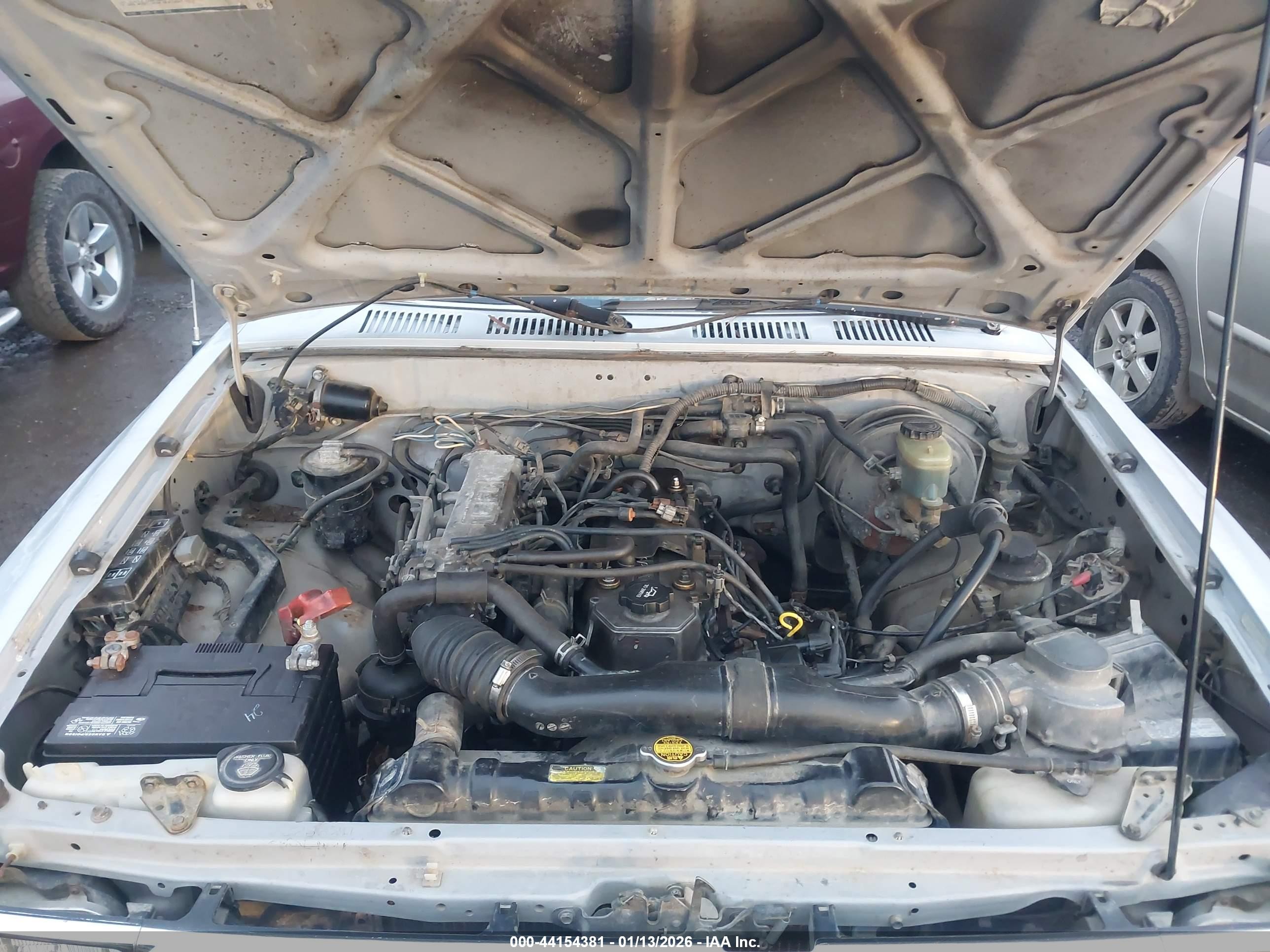 1989 Toyota Pickup 1/2 Ton Ex Lng Whlbse Dlx Silver vin: JT4RN13P2K6008740