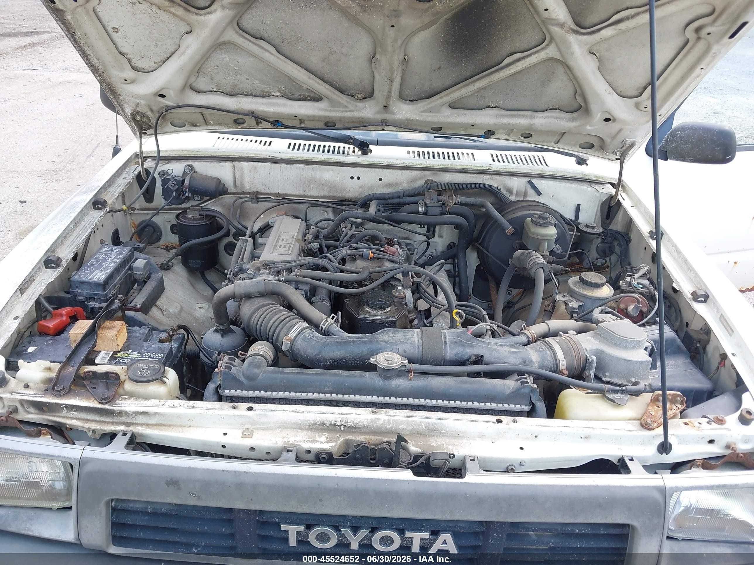 1989 Toyota Pickup 1/2 Ton Ex Lng Whlbse Dlx White vin: JT4RN13P9K0007717