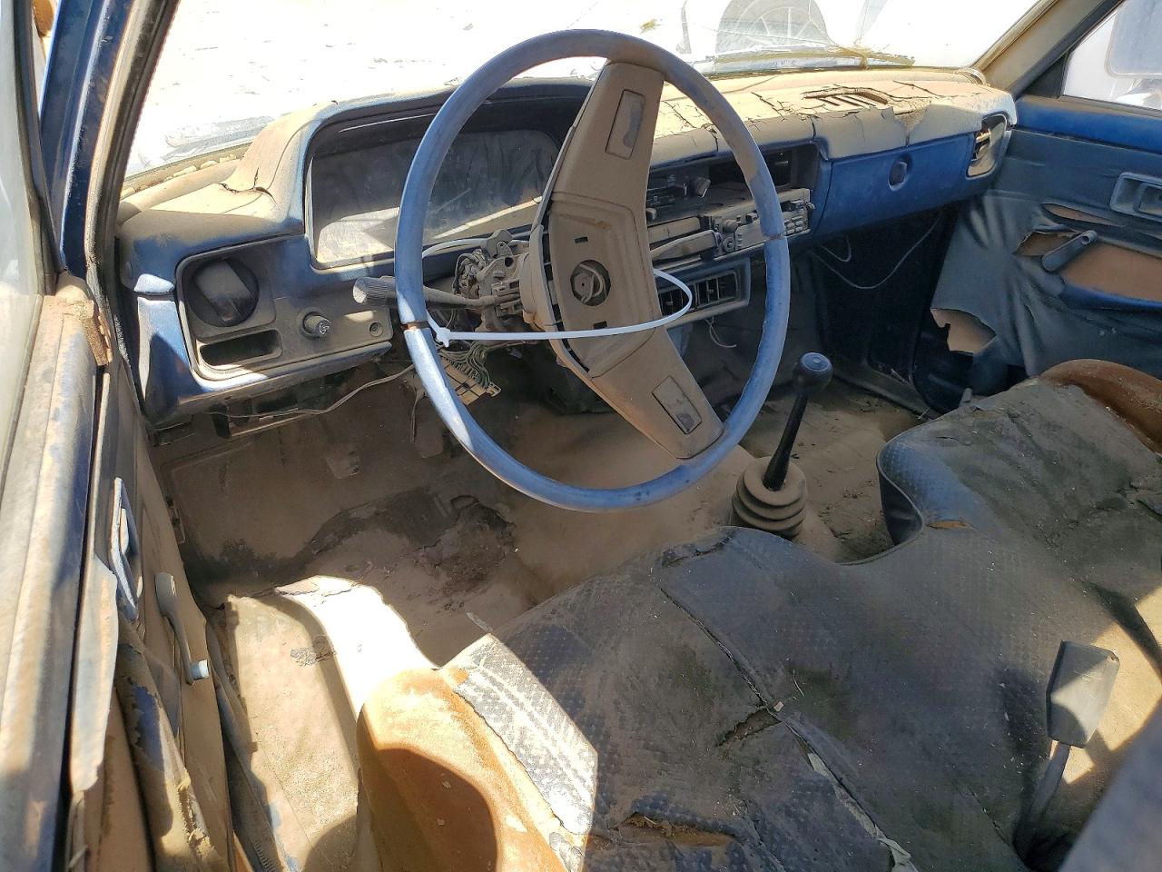 1982 Toyota Pickup Blue vin: JT4RN34R4C0048821