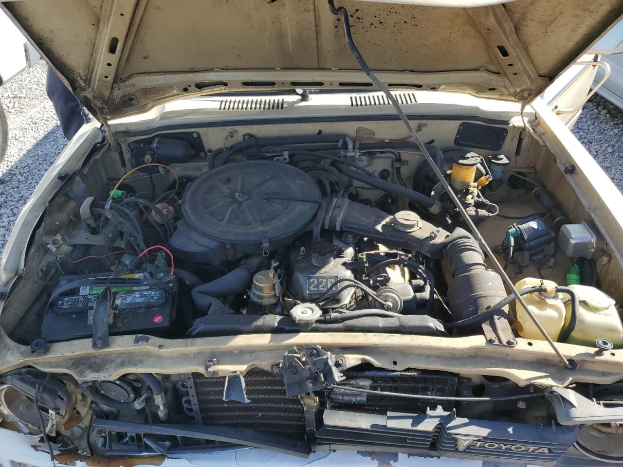 1981 Toyota Pickup 1/2 Ton Rn34 Yellow vin: JT4RN34R6B0007363
