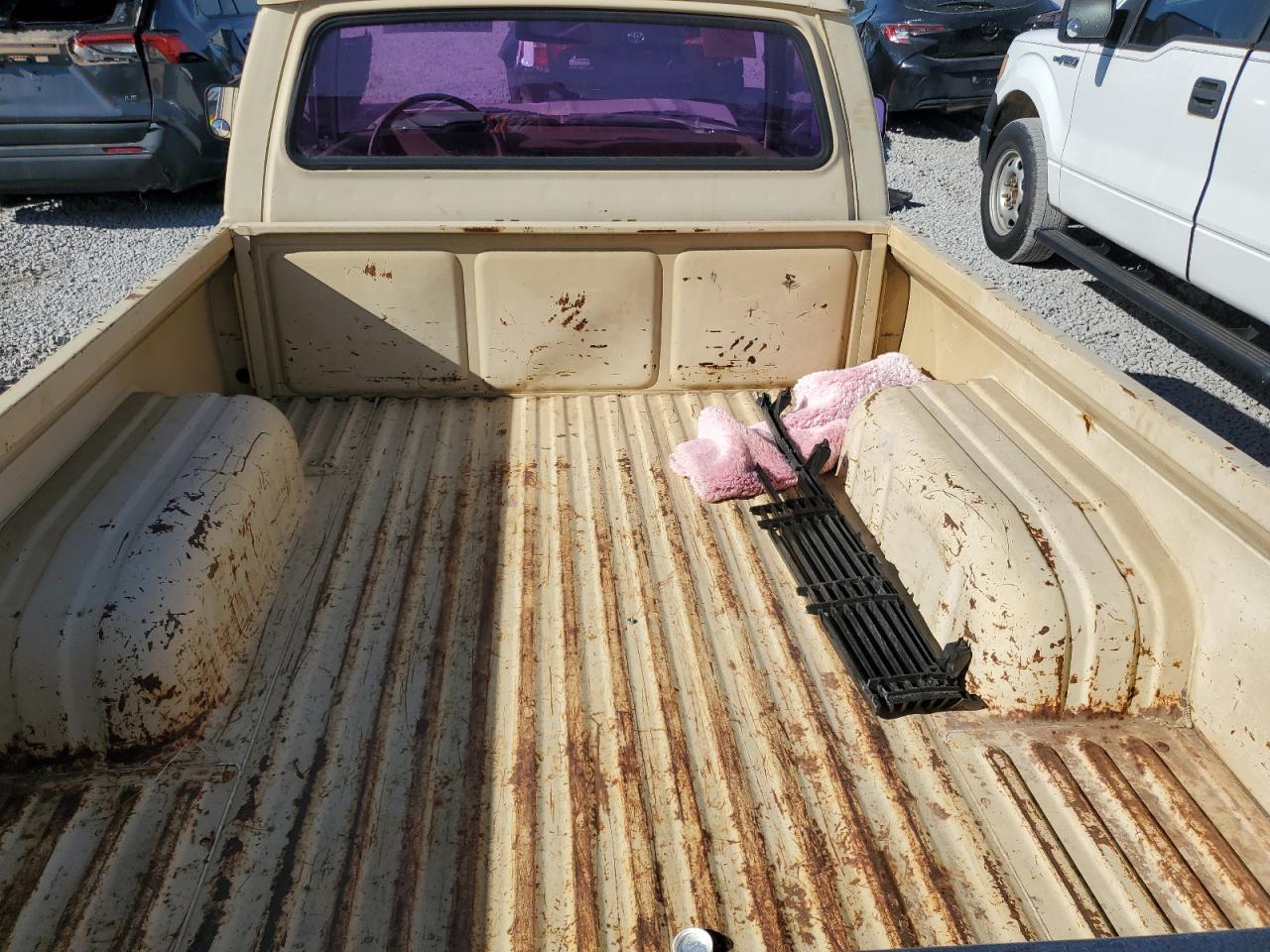 1981 Toyota Pickup 1/2 Ton Rn34 Yellow vin: JT4RN34R6B0007363