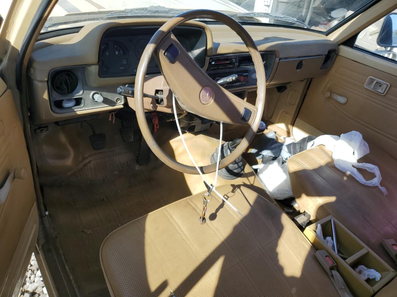 1981 Toyota Pickup 1/2 Ton Rn34 Yellow vin: JT4RN34R6B0007363