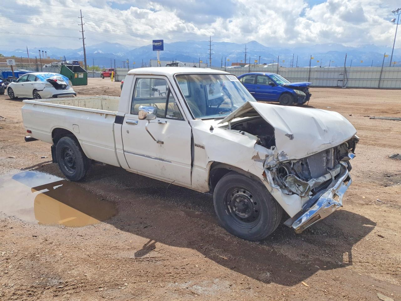 1983 Toyota Pickup Deluxe White vin: JT4RN44D0D1149974